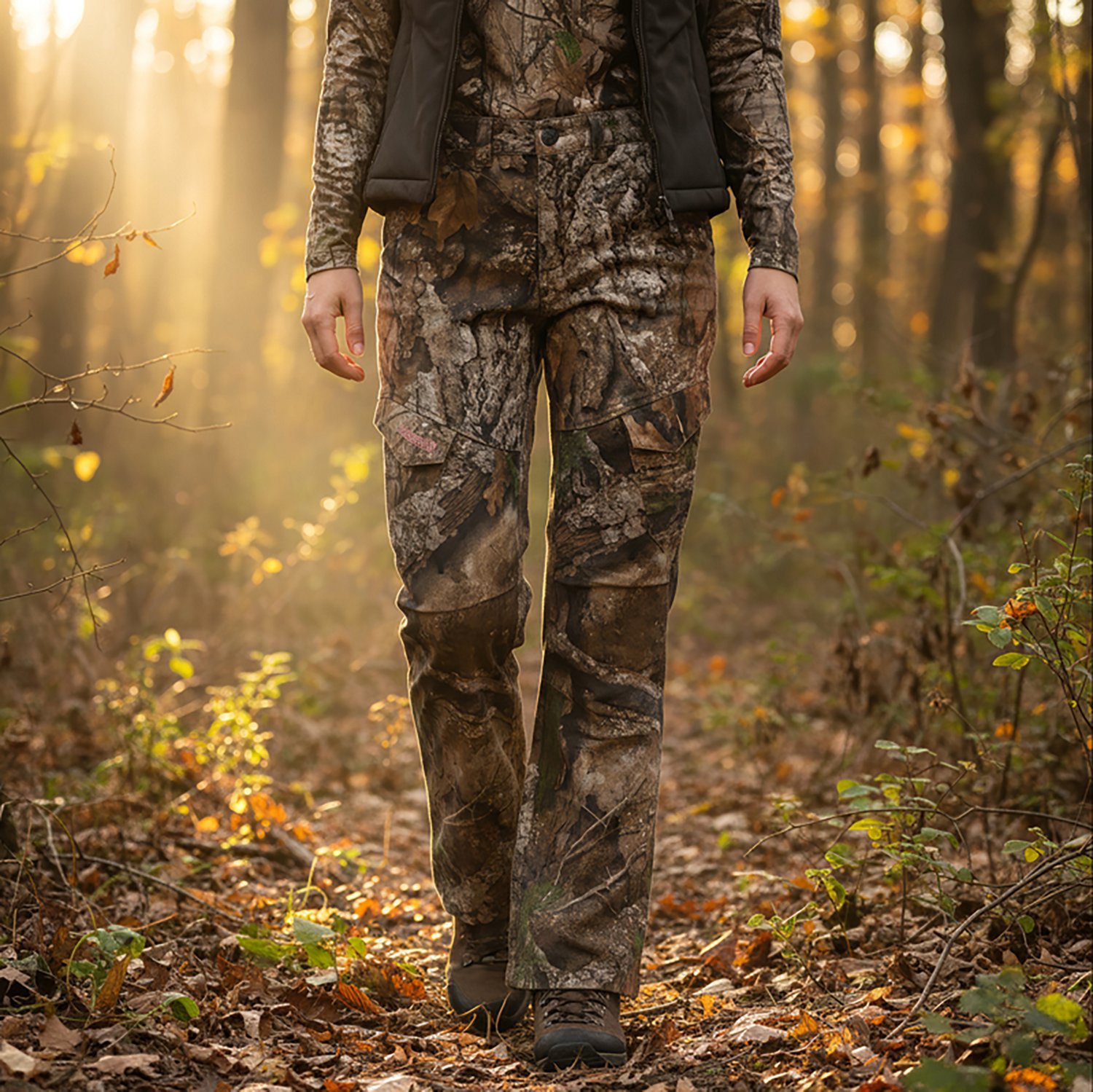 Magellan Outdoors Hunt Gear Women's Stonewell 7-Pocket Twill Cargo Pants - view number 4