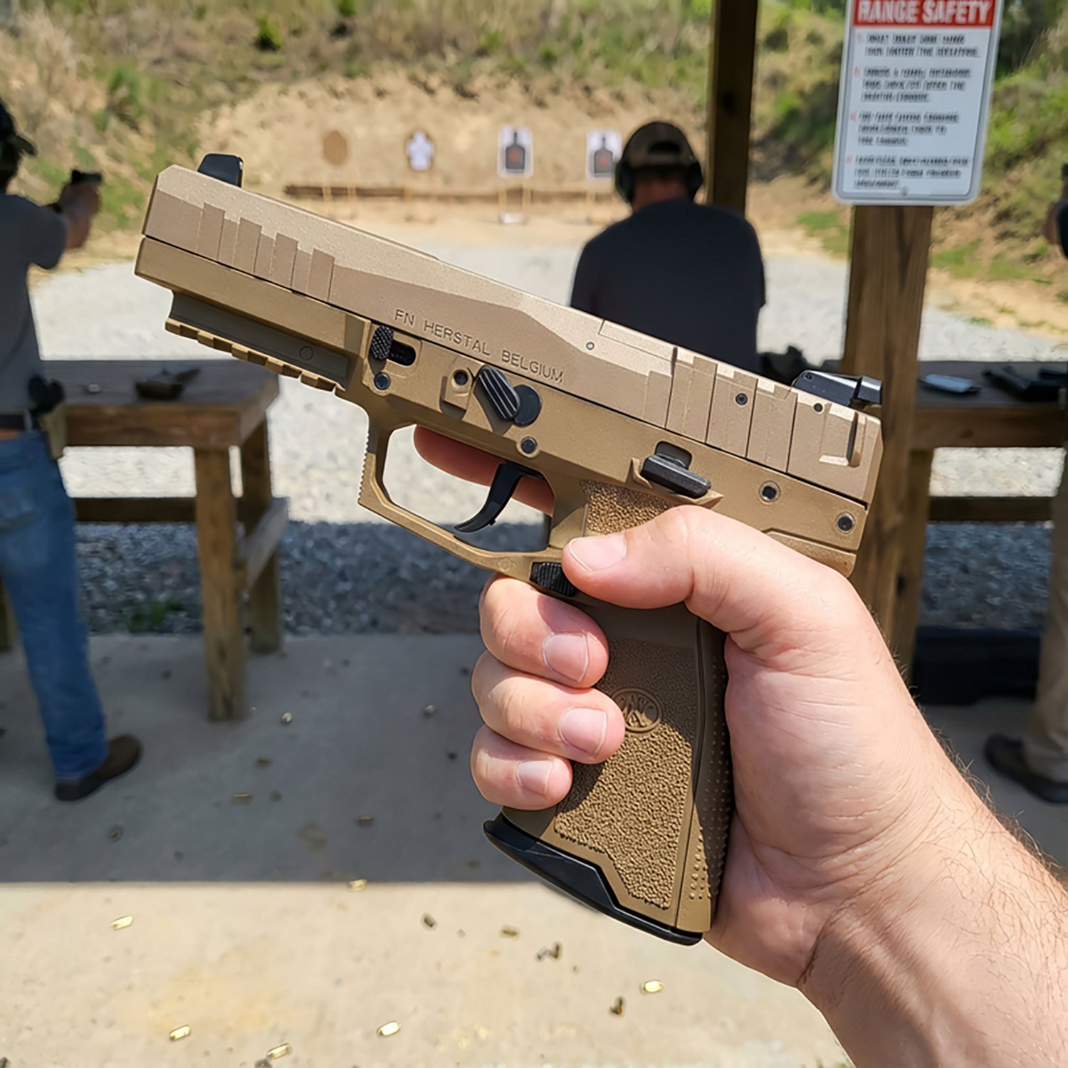 FN Five-seveN MRD FDE 5.7 x 28mm Pistol - view number 4