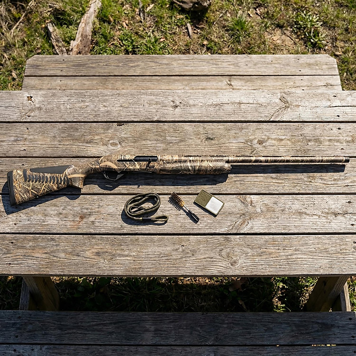 Benelli Super Black Eagle III RealTree Max 7 12 Gauge Semiautomatic Shotgun - view number 2