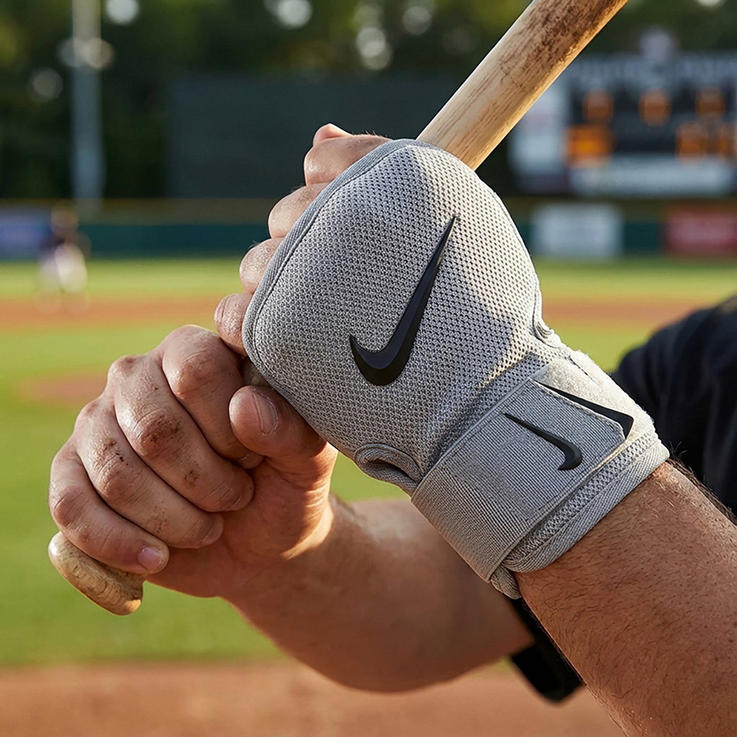 Nike Men's Diamond Batter's Hand Guard Left handed - view number 2