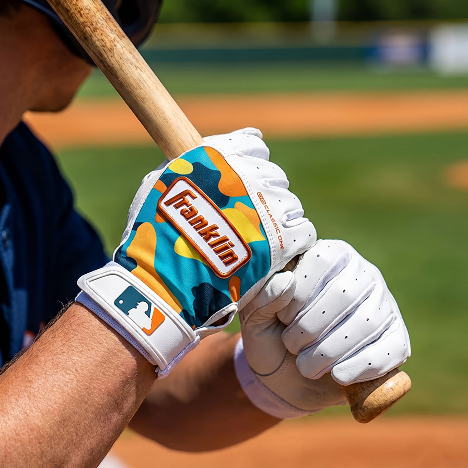 Franklin Boys' MLB Classic One Hi-Lite Batting Gloves - view number 4