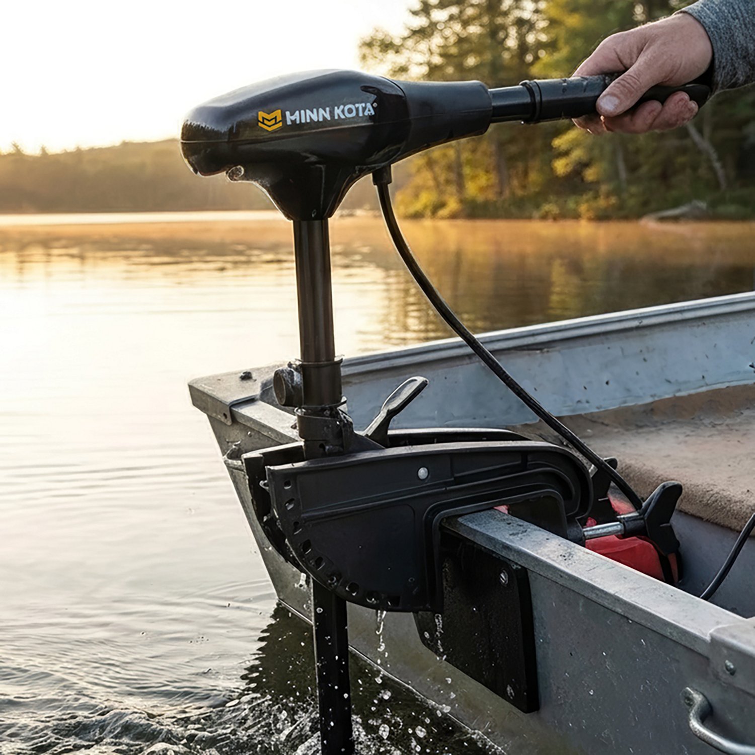 Minn Kota Endura 40 Lb Thrust C2 Transom Mount Trolling Motor with Battery Meter                                                 - view number 5