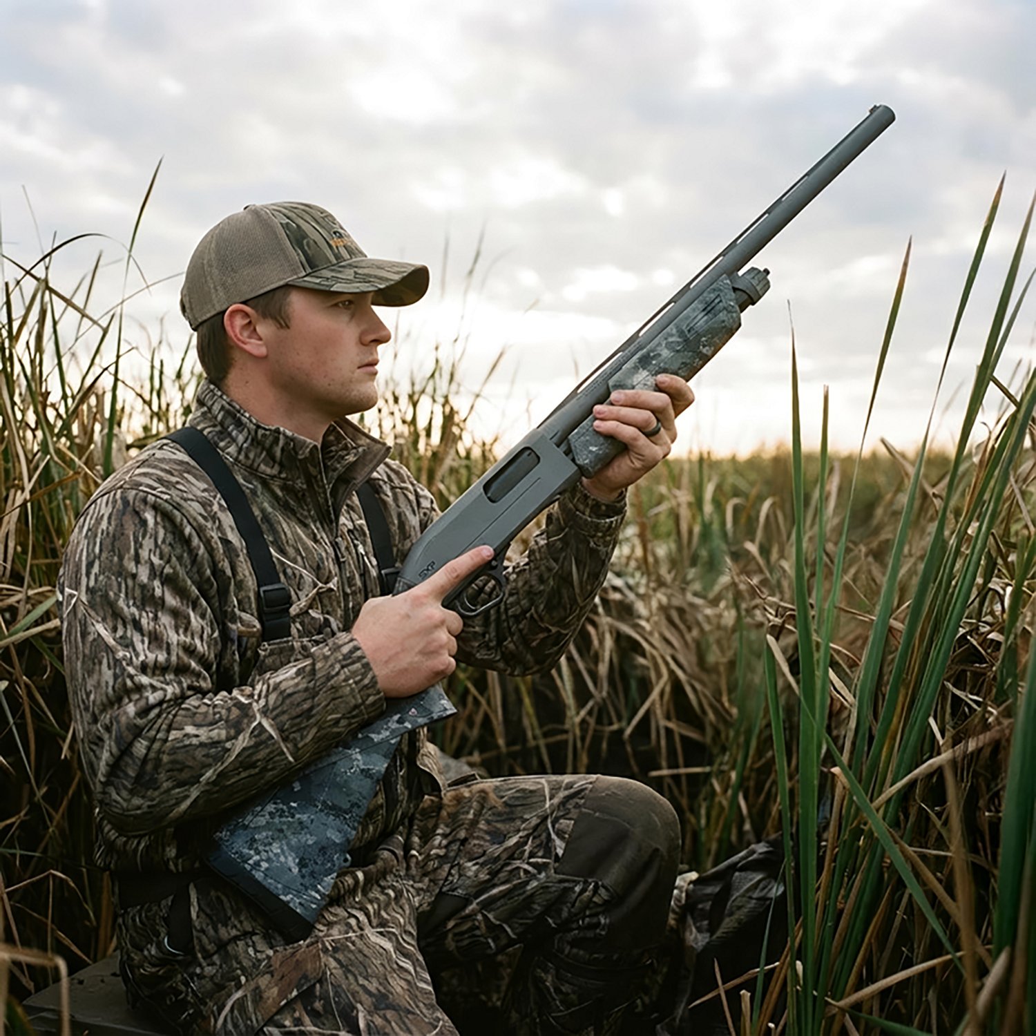 Winchester SXP Hybrid Hunter 20 Gauge Pump Shotgun - view number 2