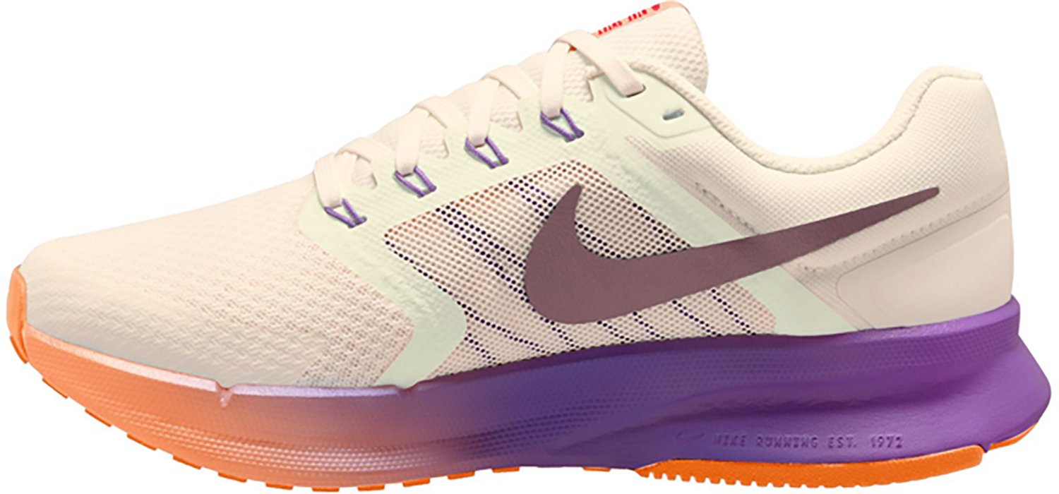 Nike Women's Run Swift 3 Running Shoes - view number 2