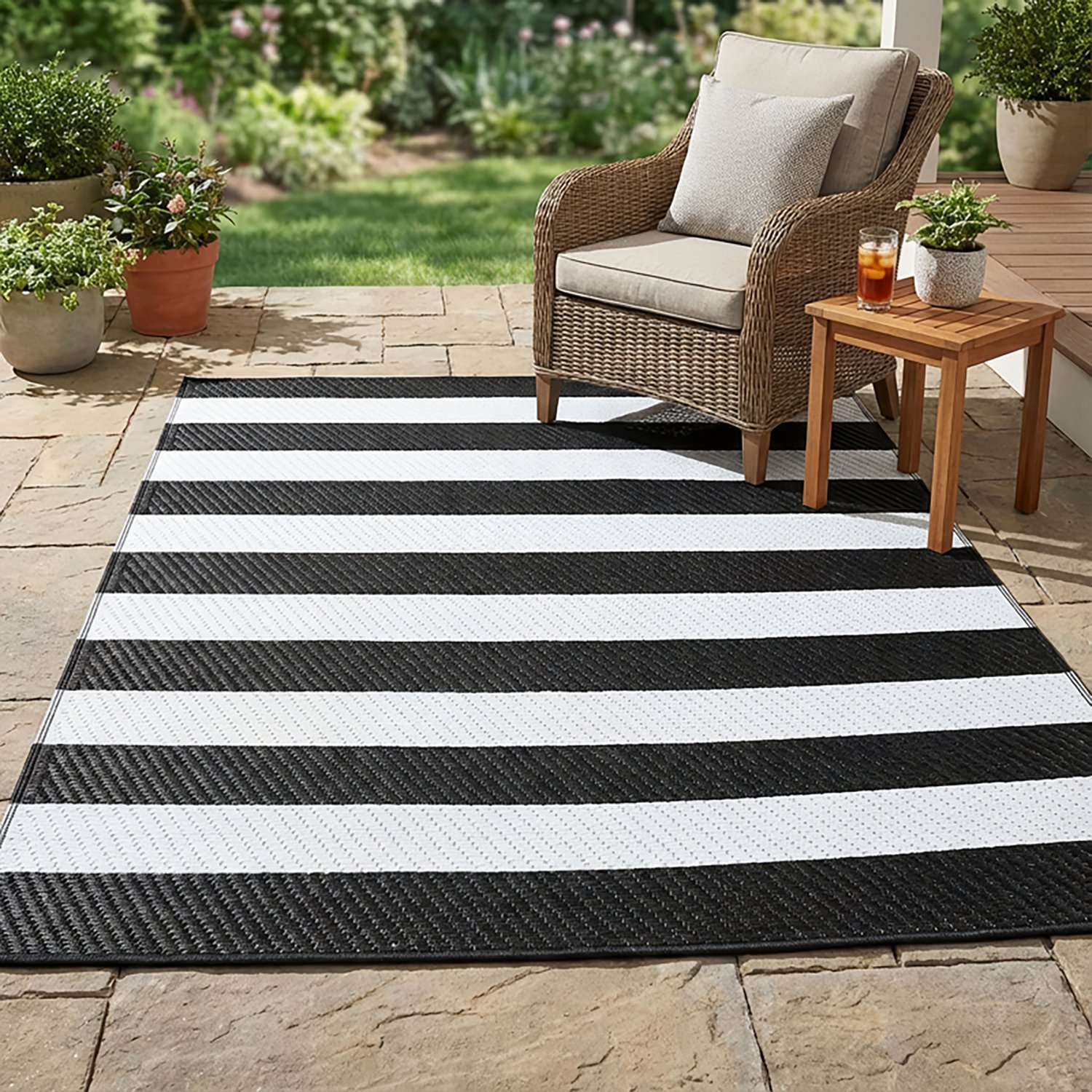 Mosaic Woven Patio Mat - view number 3