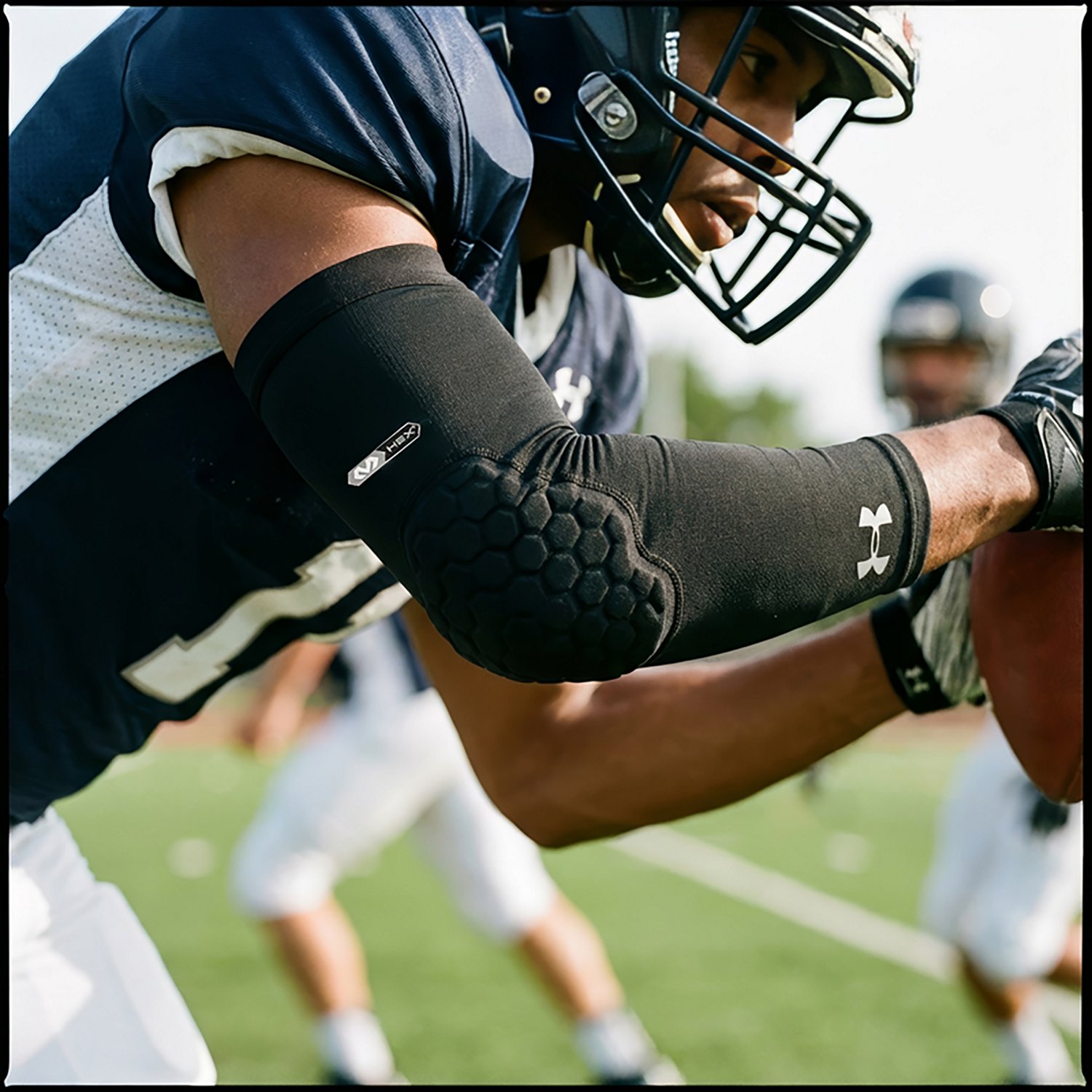 Under Armour Adults' Gameday Armour Pro Padded Elbow Sleeve - view number 4