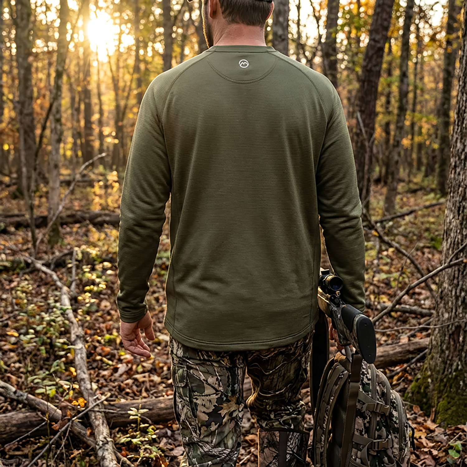 Magellan Outdoors Men's HuntGear Heavy Weight Baselayer Crew Neck Top - view number 7