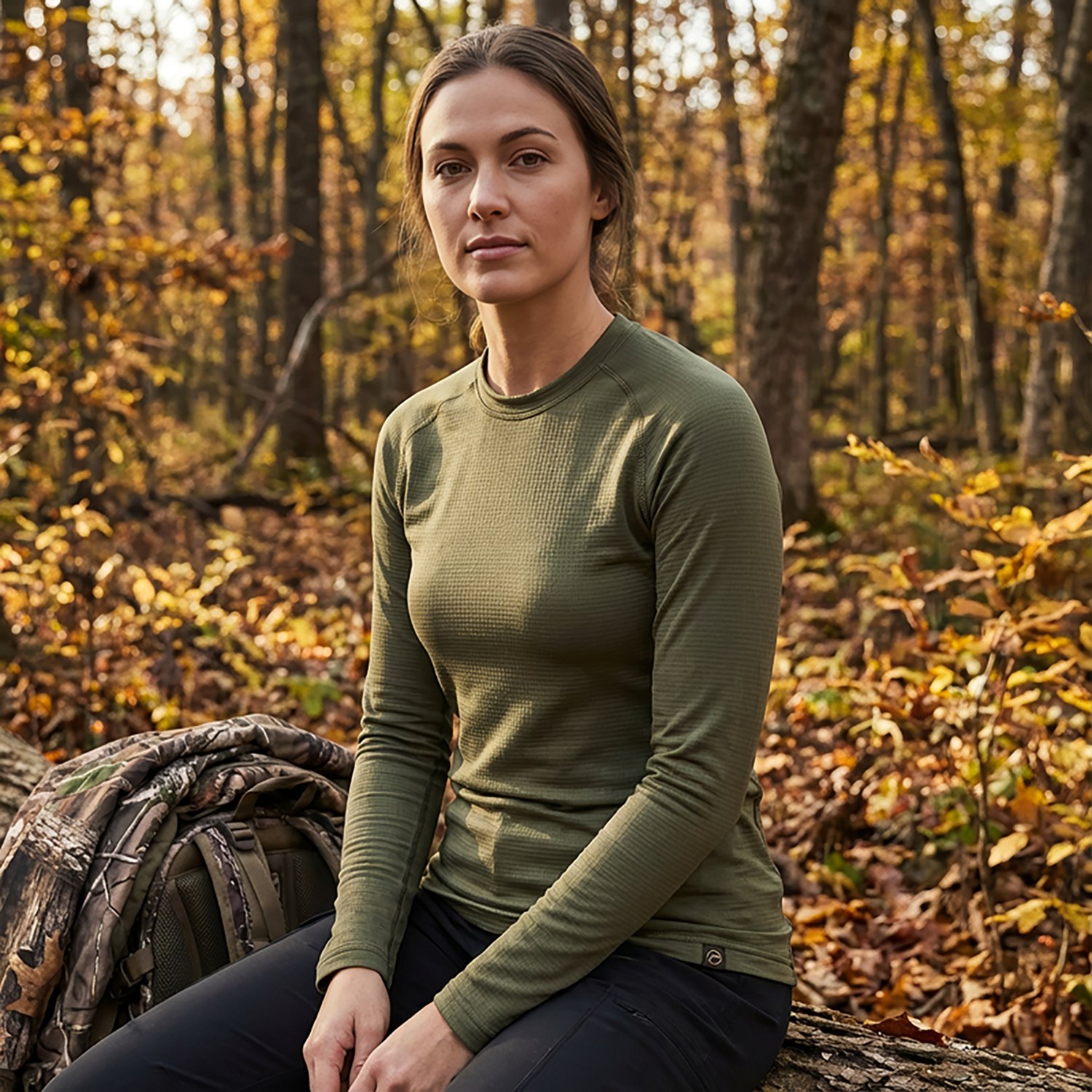 Magellan Outdoors Women's HuntGear Heavy Weight Baselayer Crew Neck Top - view number 5
