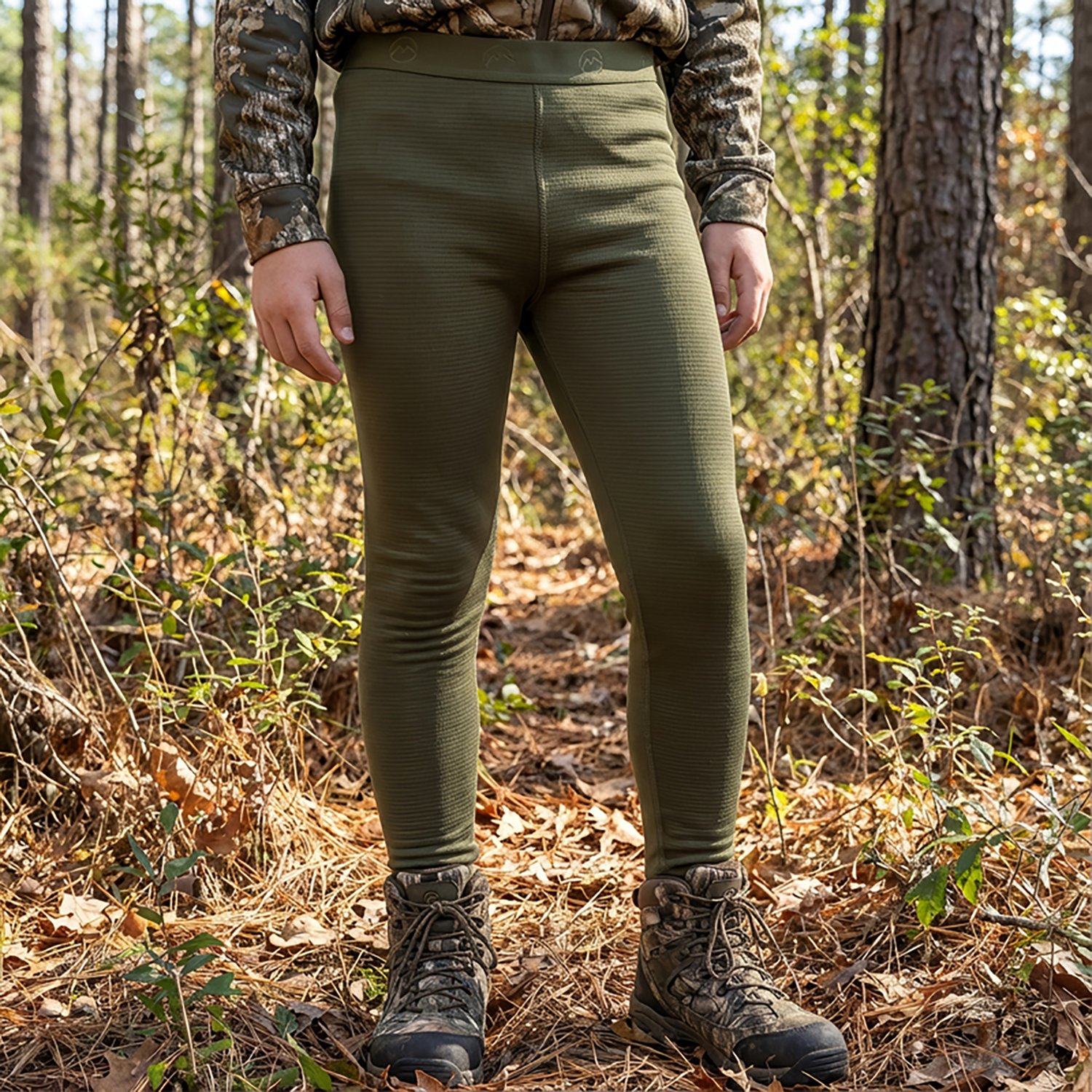 Magellan Outdoors Boys' HuntGear Heavy Weight Baselayer Bottoms - view number 4