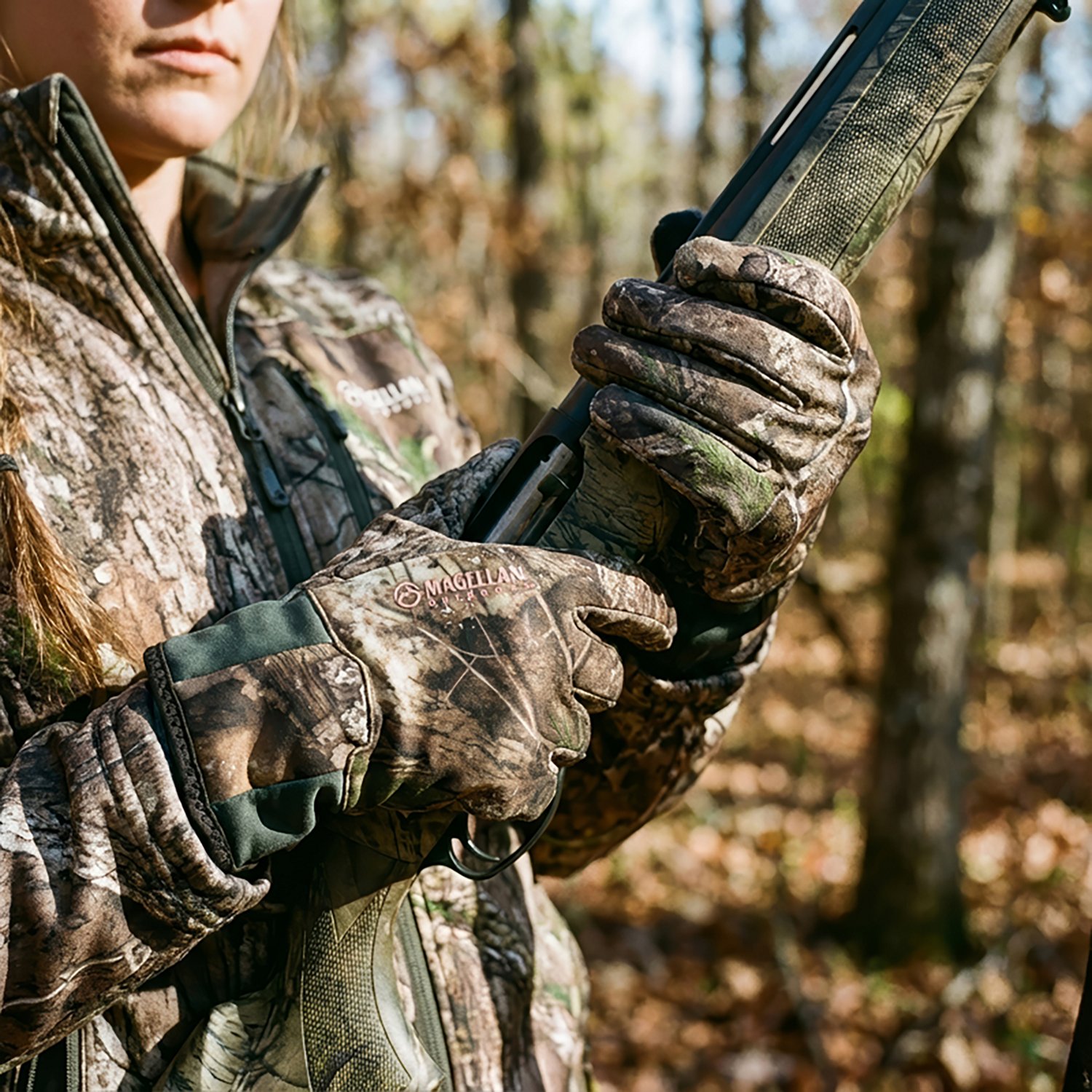 Magellan Outdoors Women's HuntGear MESA Softshell Gloves - view number 3