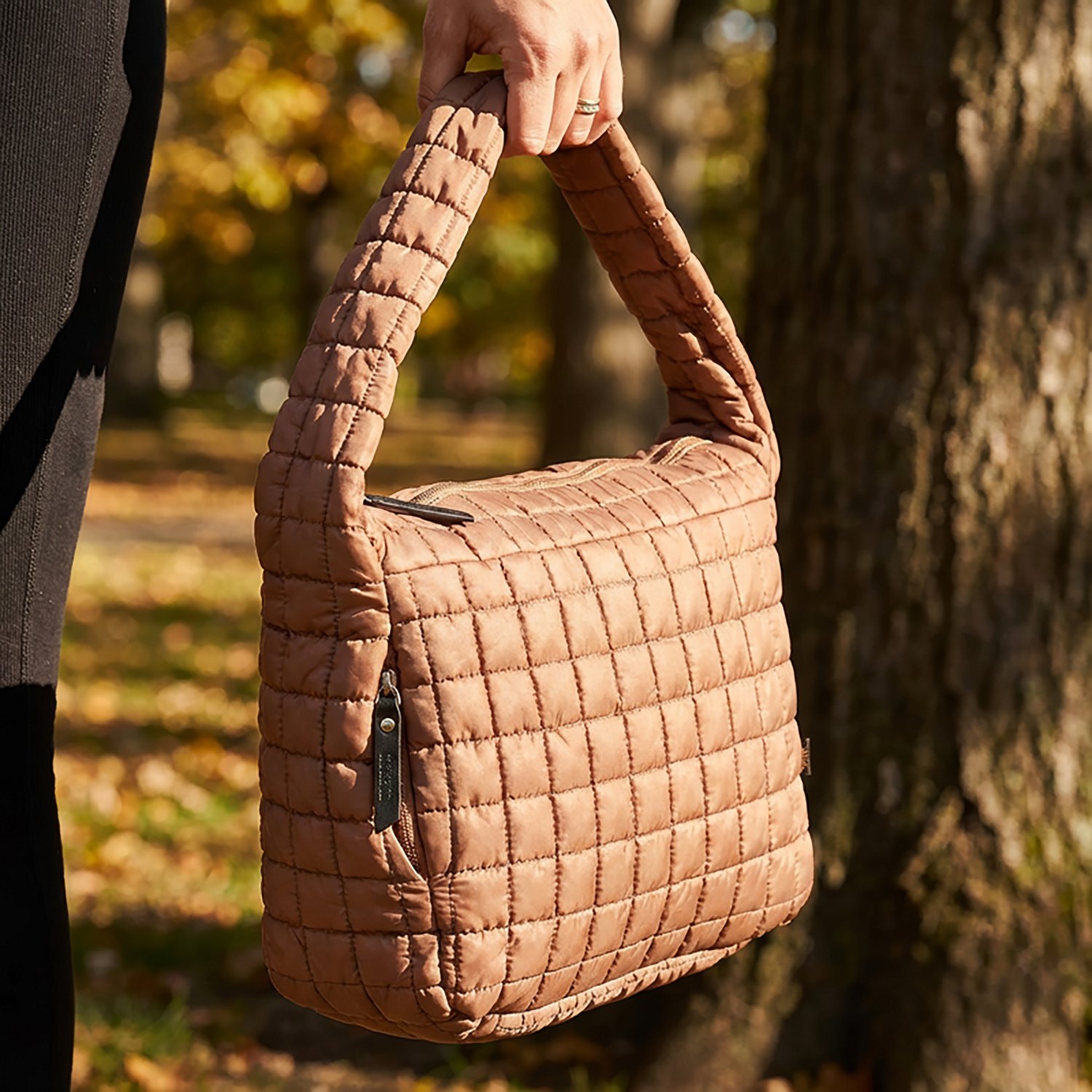 Jadelynn Brooke Cloud 9 Tote Bag - view number 3