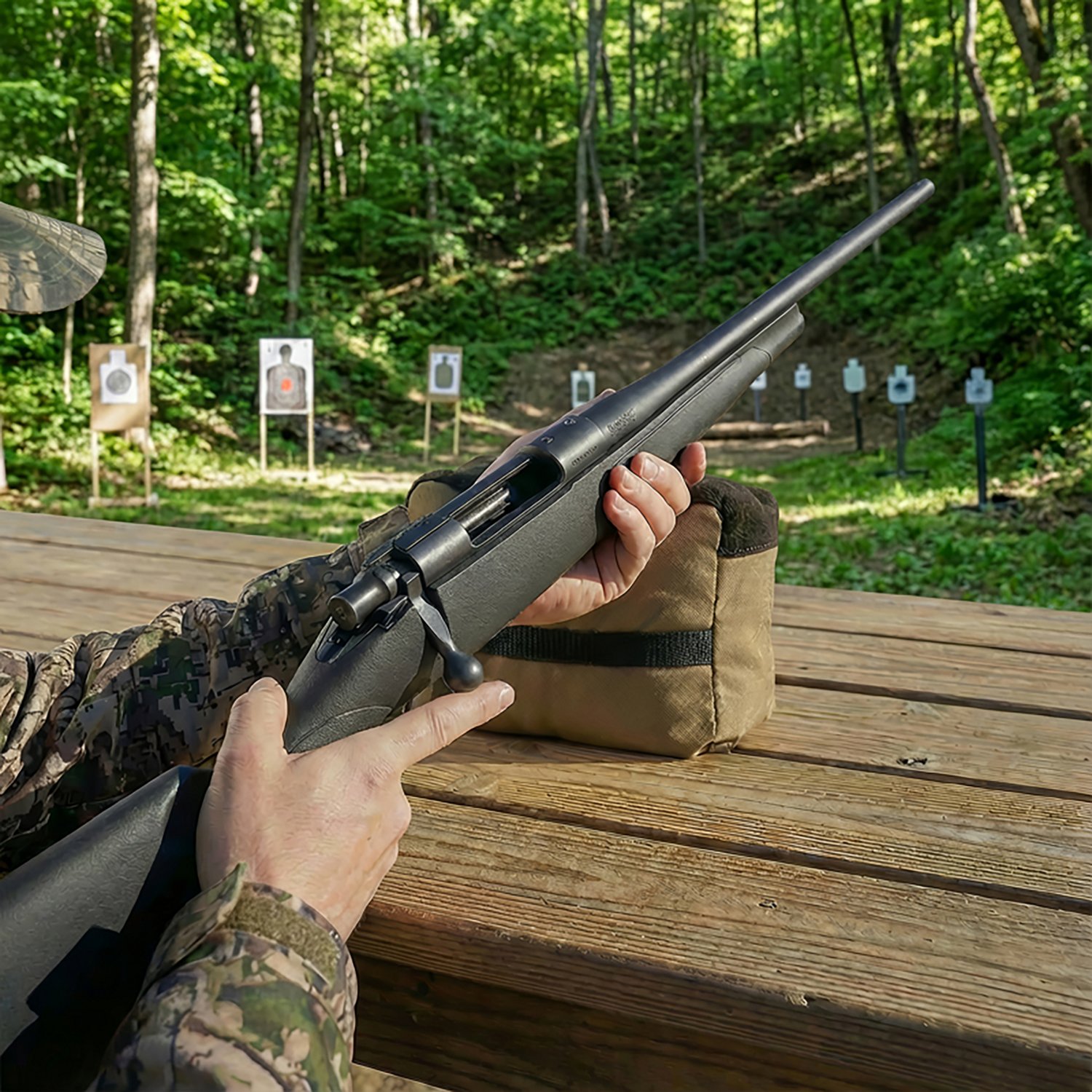 Weatherby Vanguard Obsidian .300 Winchester Magnum Bolt Action Rifle - view number 3