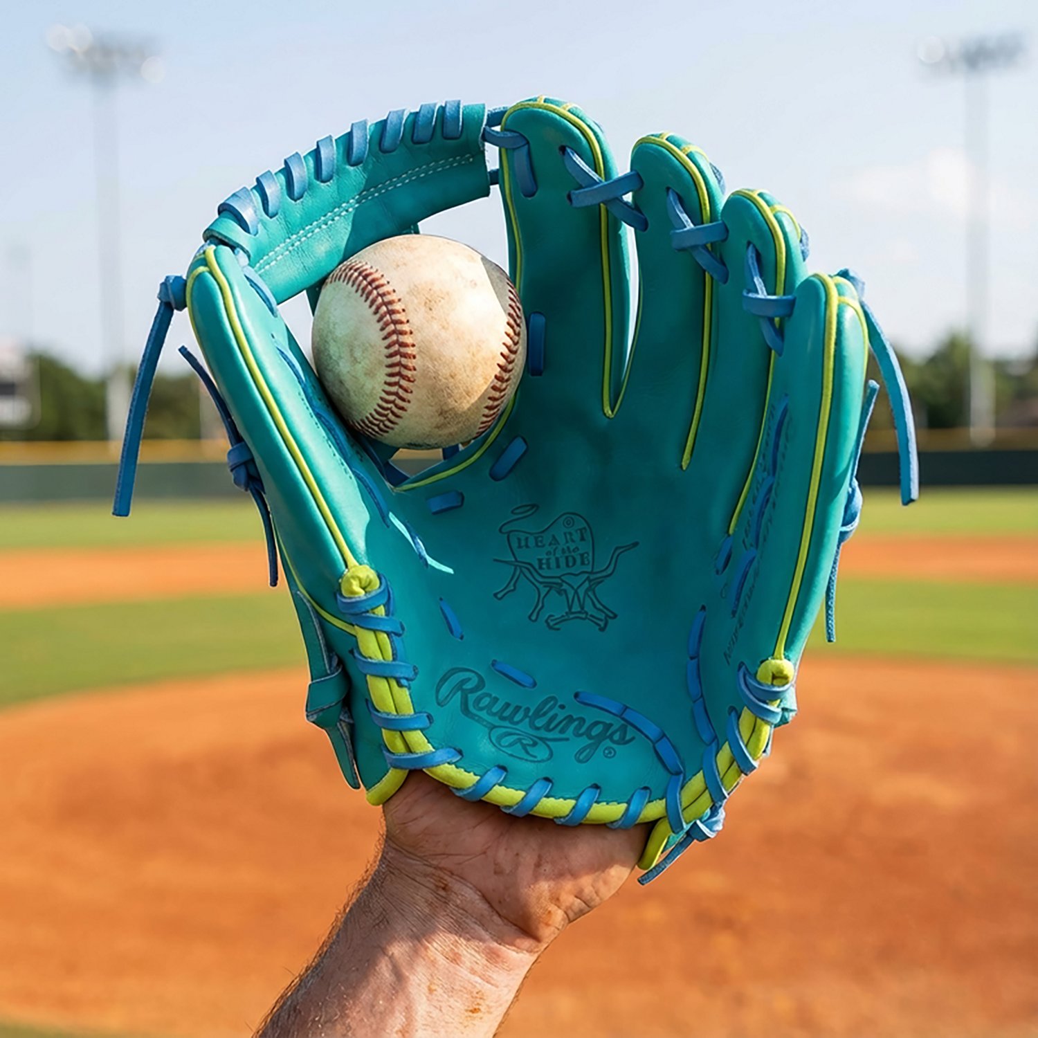 Rawlings 11.5 in Adult Heart of the Hide R2G Fielding Baseball Glove - view number 5