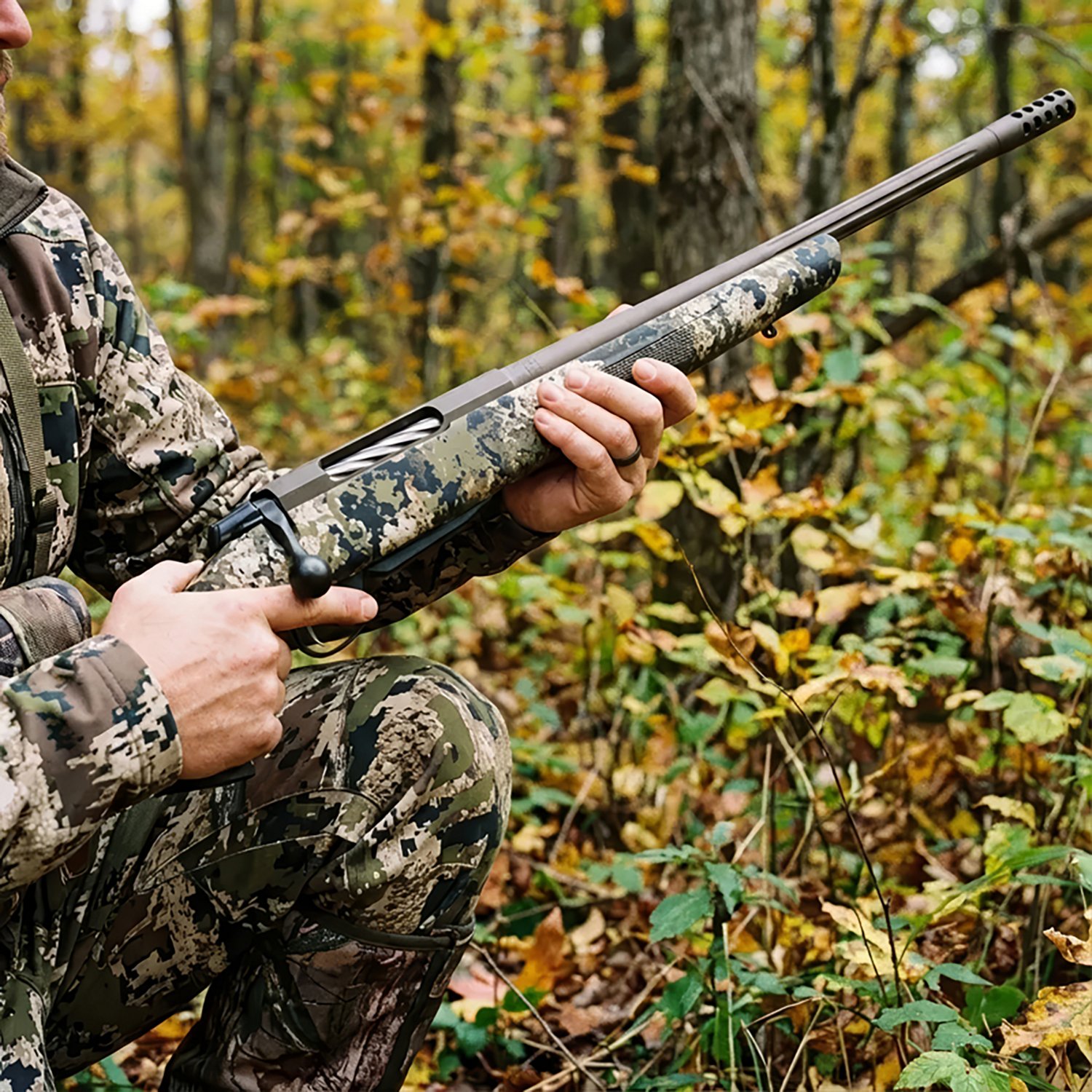 Tikka T3x Lite .300 Win Mag Bolt-Action 24.30" Veil Wideland Threaded Rifle - view number 2