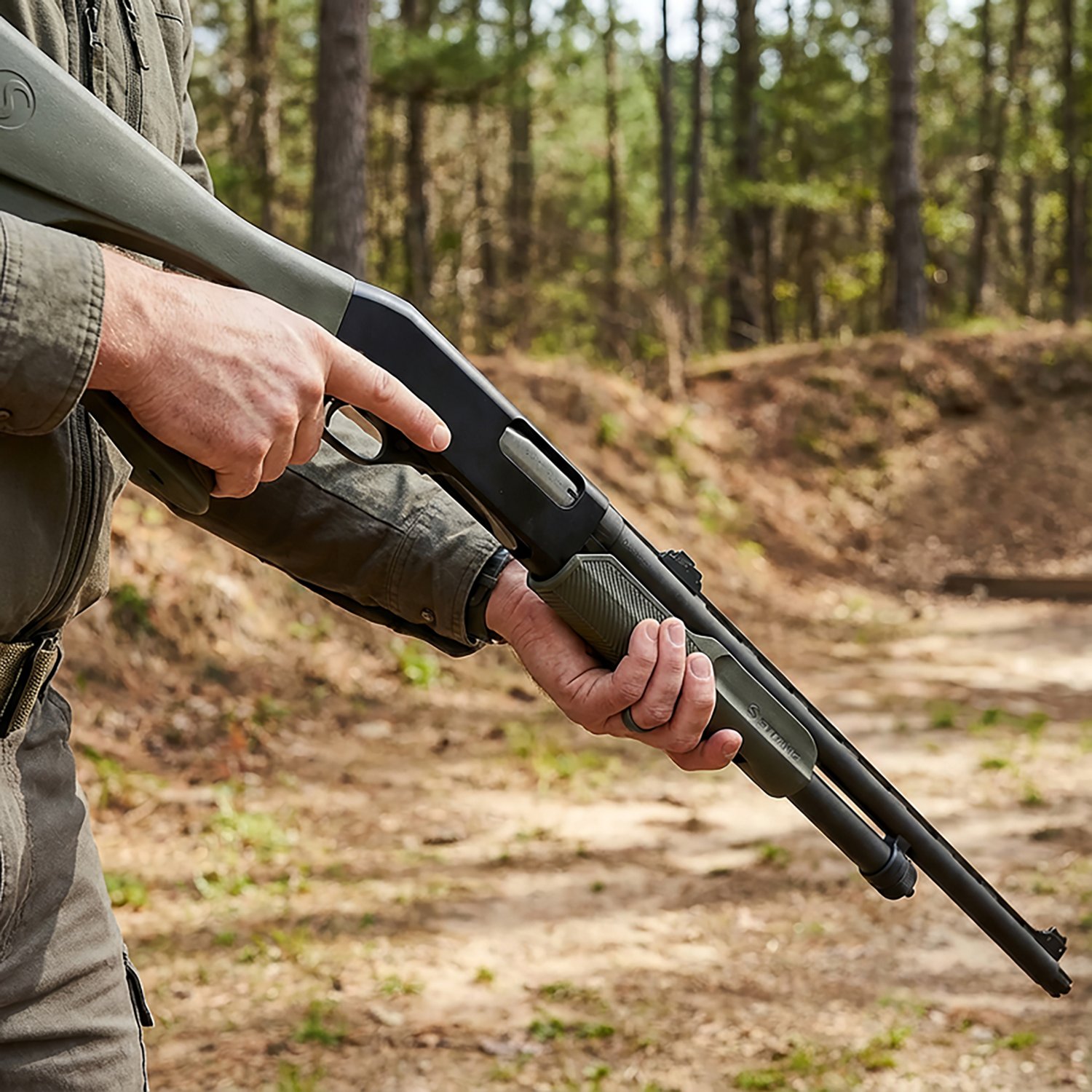 Savage Arms Stevens 320 Turkey 12 Gauge Pump-action Shotgun - view number 3