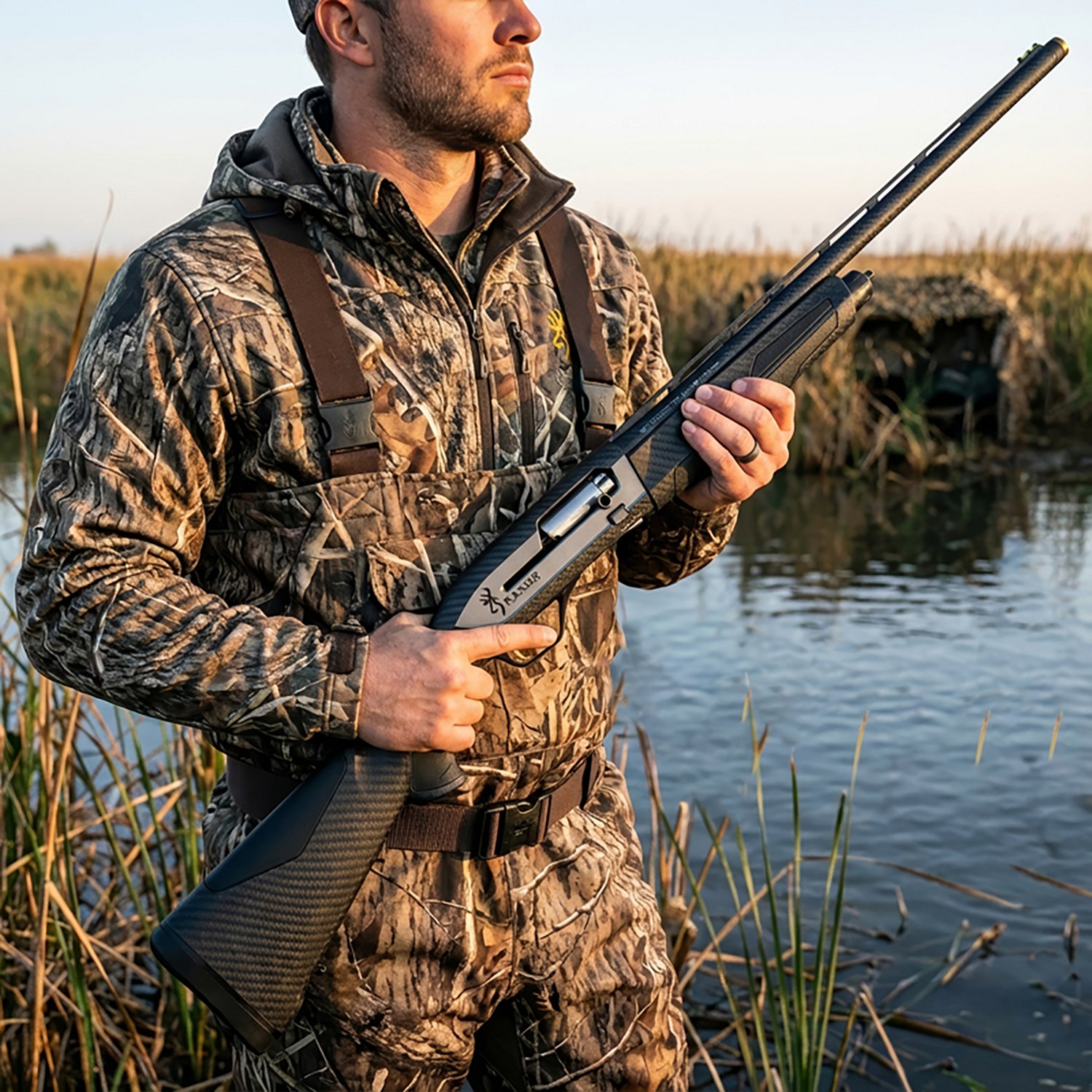 Browning Maxus II Sporting CF 12 Gauge Semiautomatic Shotgun - view number 3