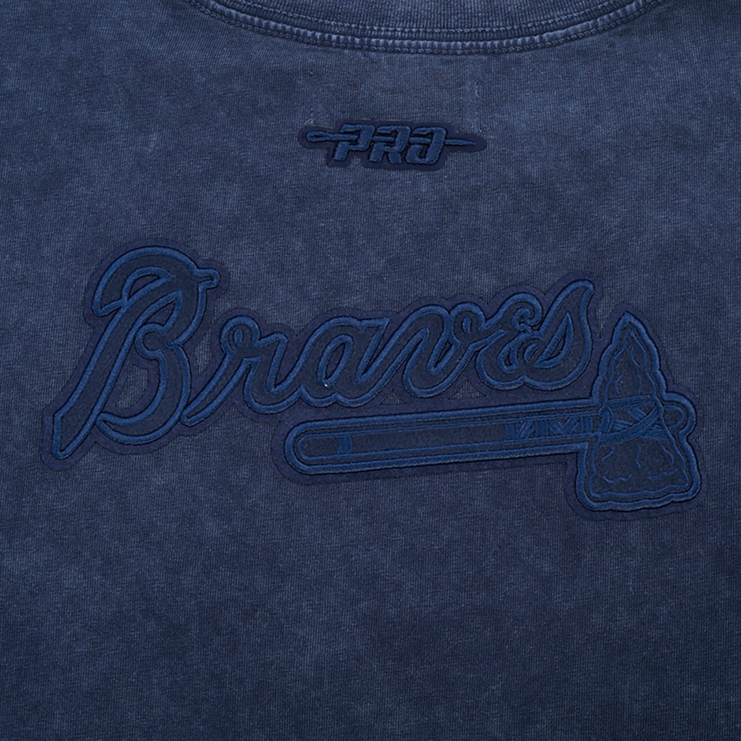 Pro Standard Women's Atlanta Braves Washed Classic Enzyme Wash Short Sleeve Boxy T-shirt - view number 5