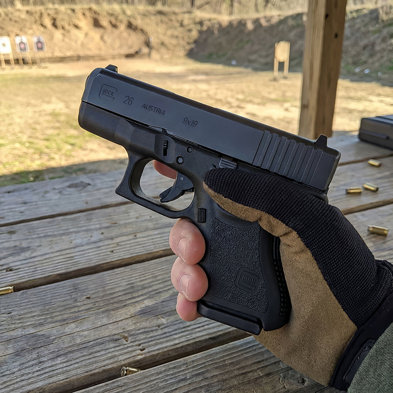 GLOCK 26 - G26 Gen3 9mm Sub-Compact 10-Round Pistol - view number 7