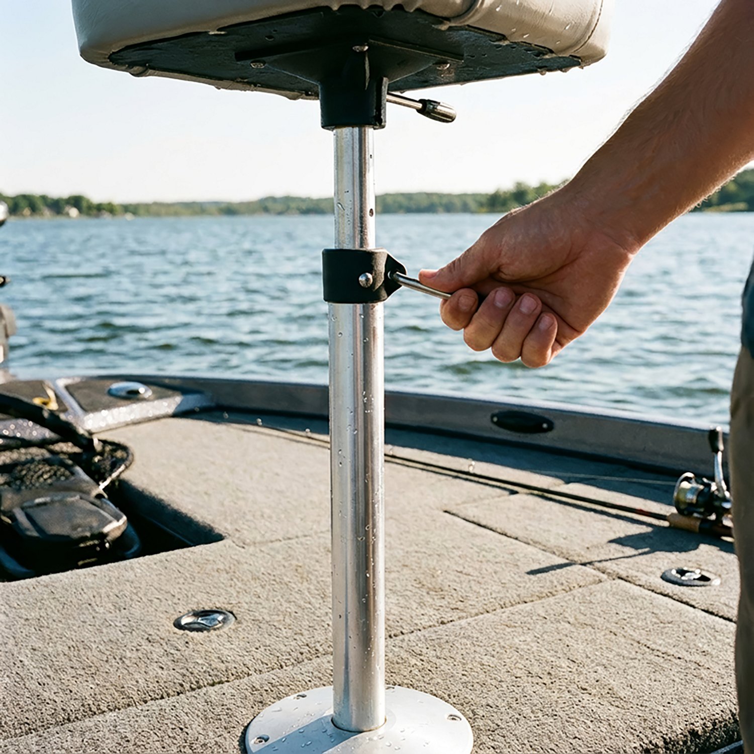 Attwood® Lock'N-Pin 3/4" Power-Adjustable Pin Post                                                                              - view number 3