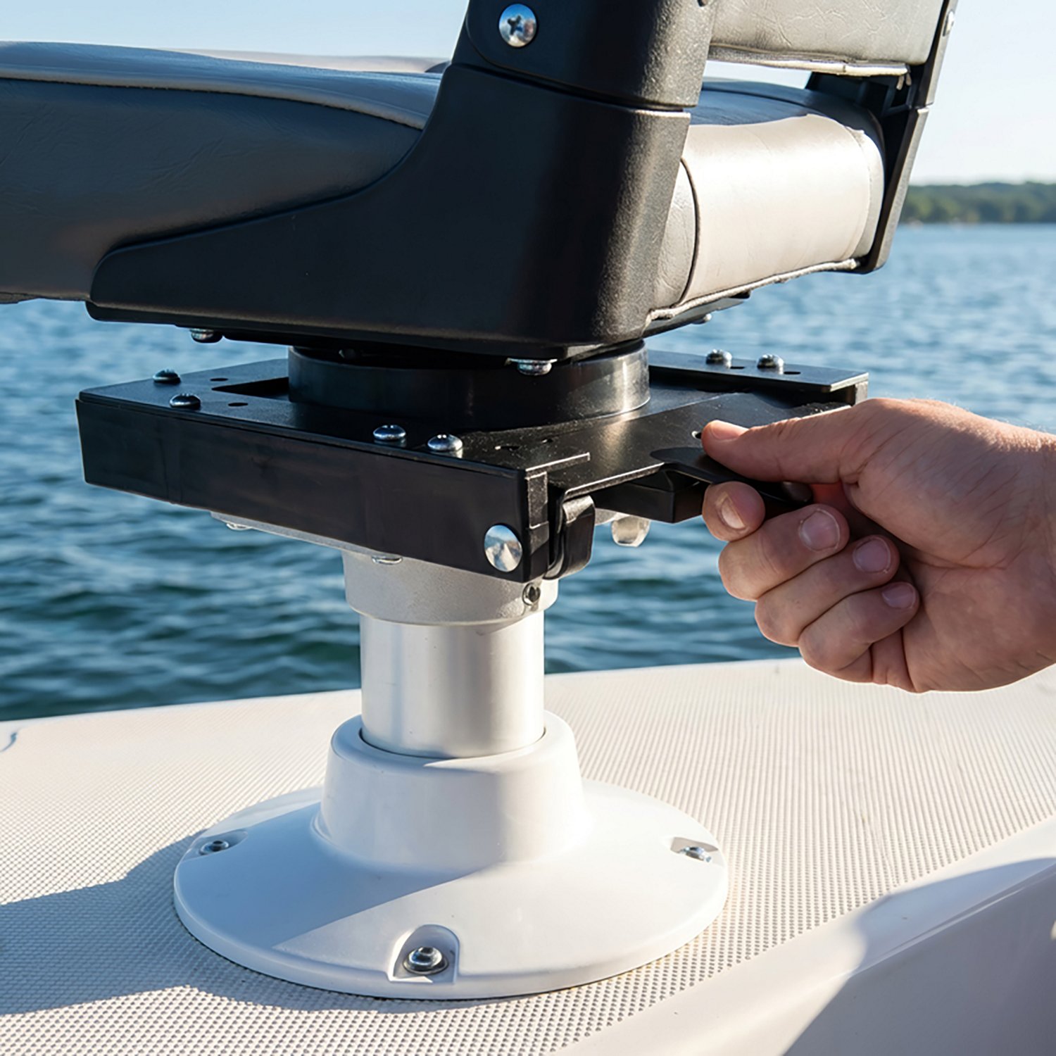 Marine Raider Seat Release - view number 2