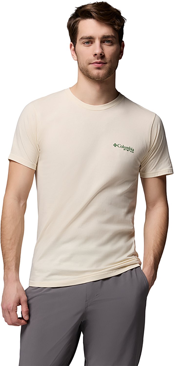 Columbia Sportswear Men's PFG Vintage Bass T-Shirt