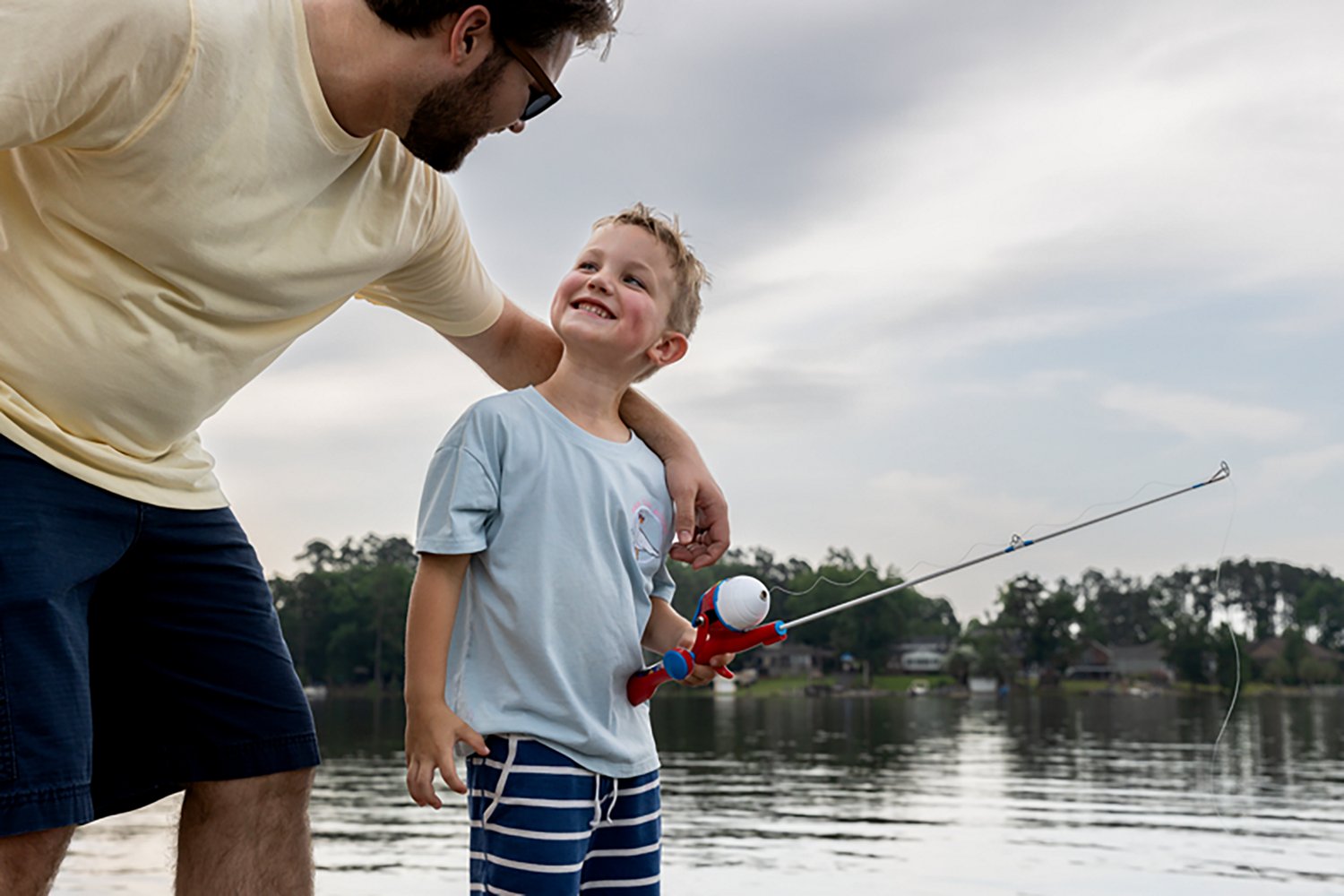 Kid Casters Kids' Paw Patrol L Freshwater Spincast Fishing Kit - view number 7