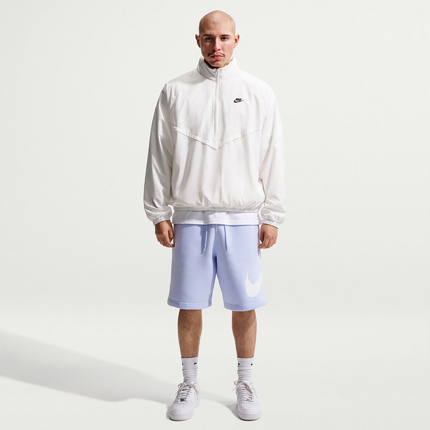 Nike Men's Club Brushed Fleece Graphic Shorts 7 in. - view number 2