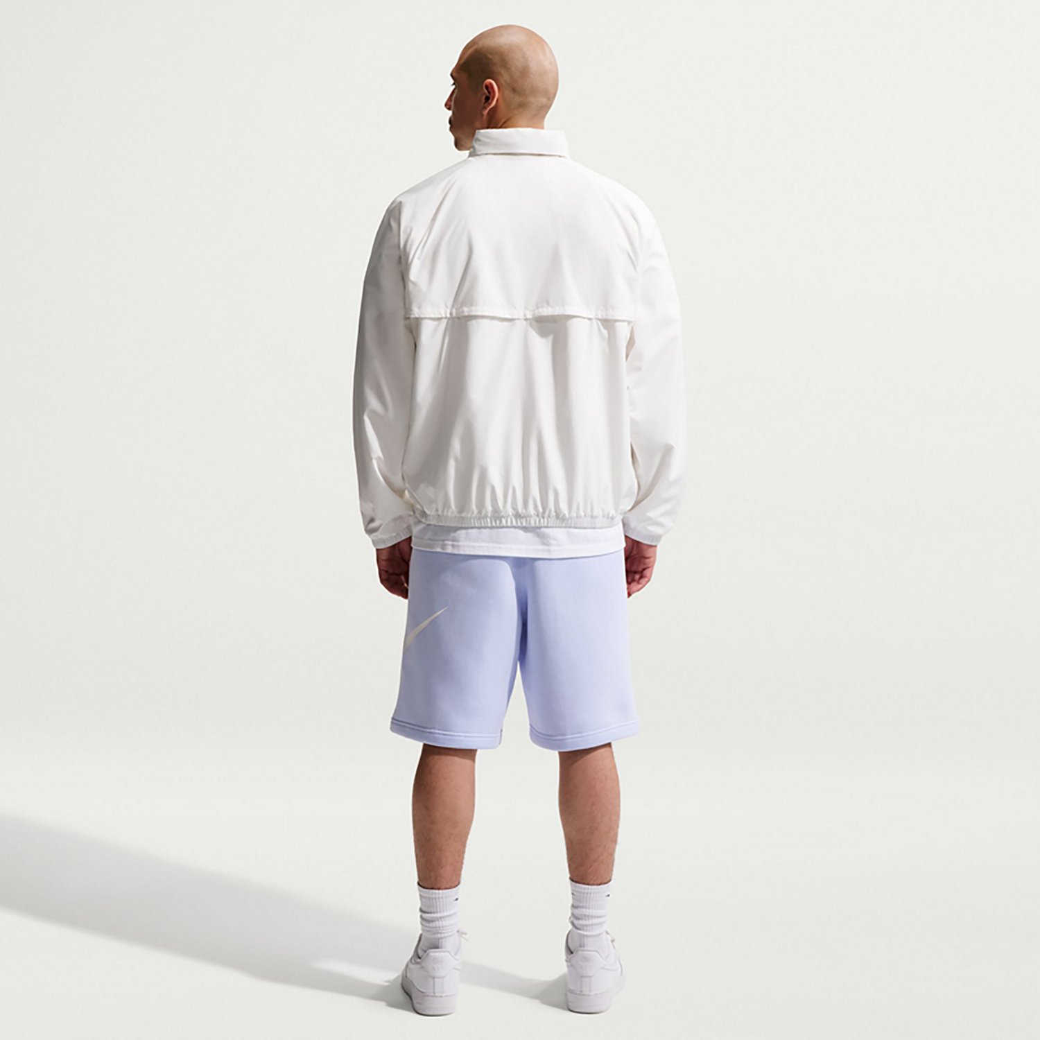 Nike Men's Club Brushed Fleece Graphic Shorts 7 in. - view number 3