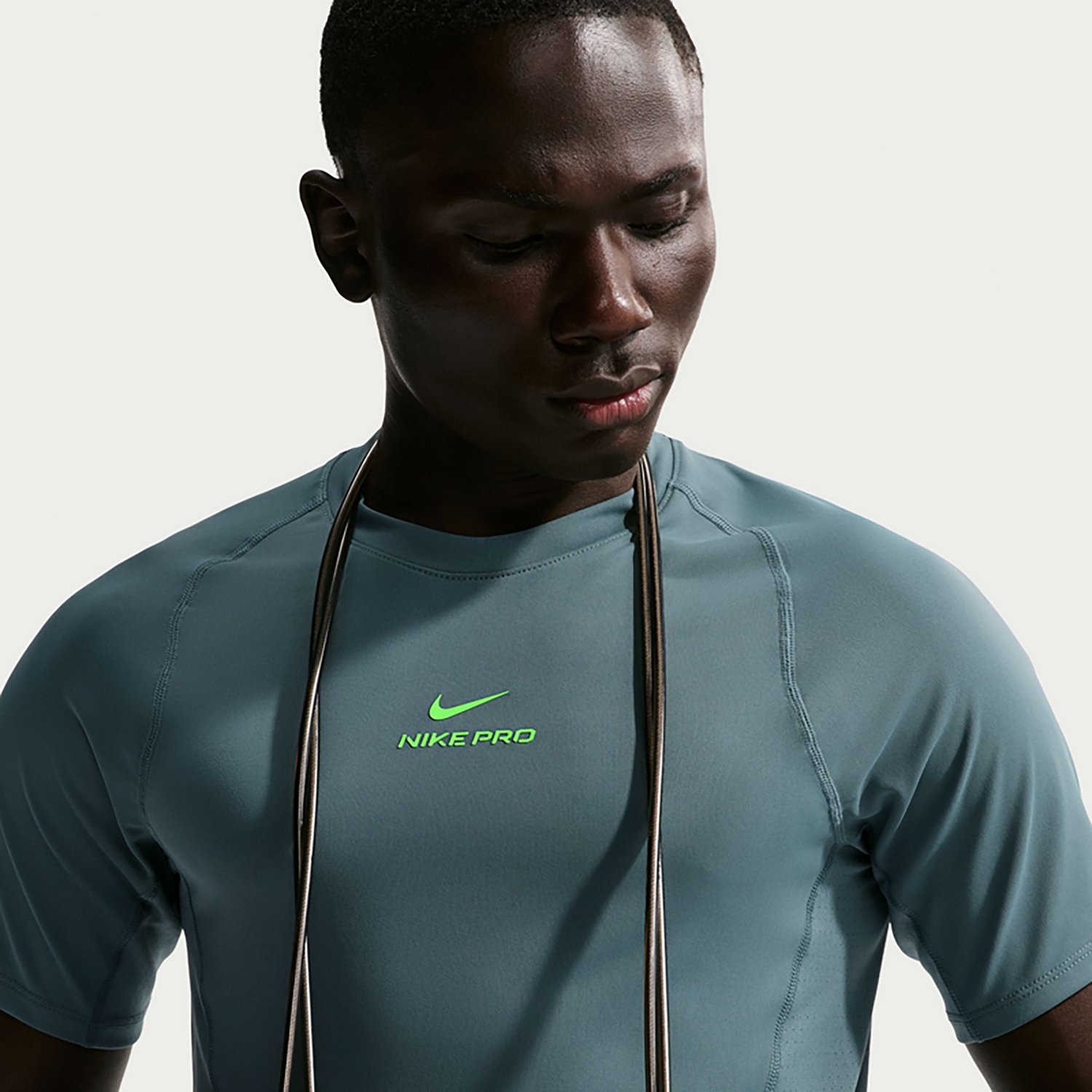 Nike Men's Pro Training Dri-FIT Short Sleeve Top - view number 5