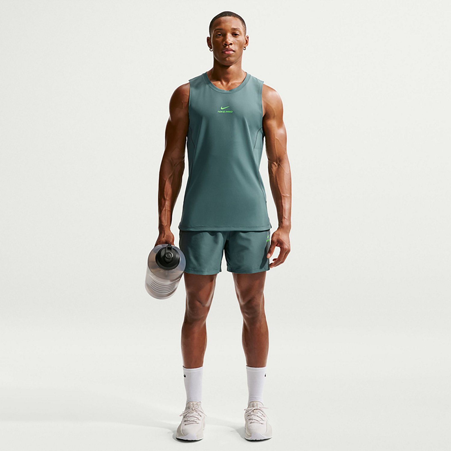 Nike Men's Pro Training Dri-FIT Shorts 6 in - view number 3