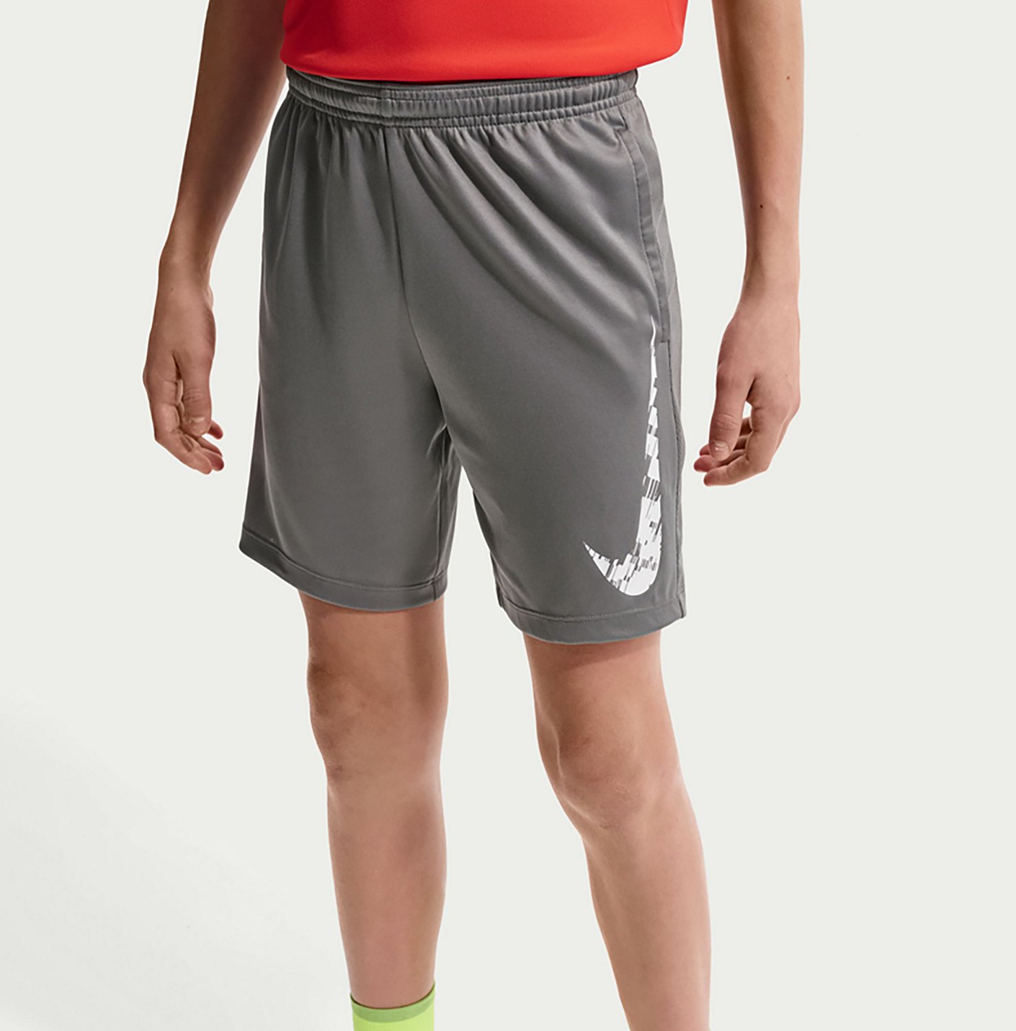 Nike Boys' Dri-FIT Trophy23 Shorts 5 in.