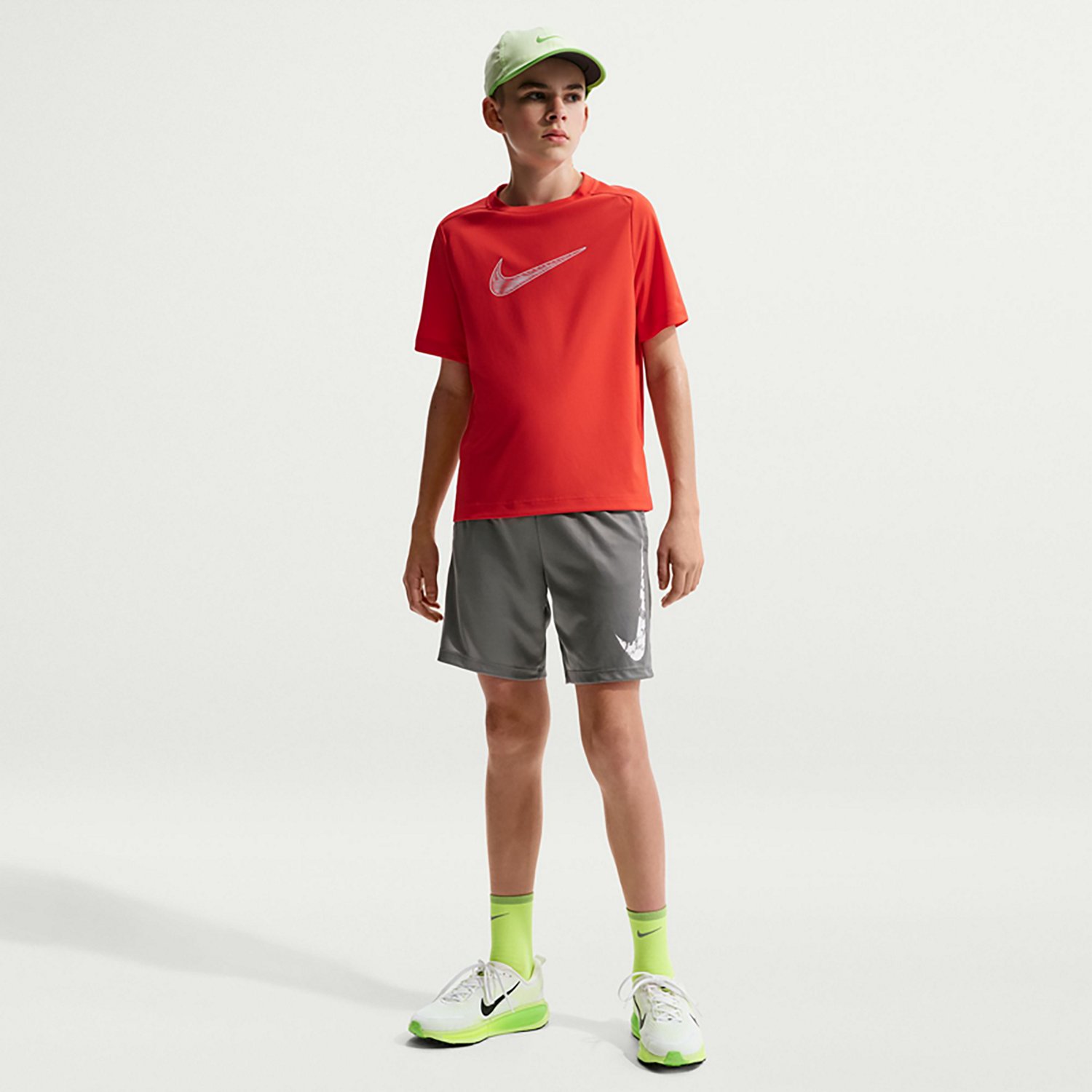 Nike Boys' Dri-FIT Trophy23 Shorts 5 in. - view number 3