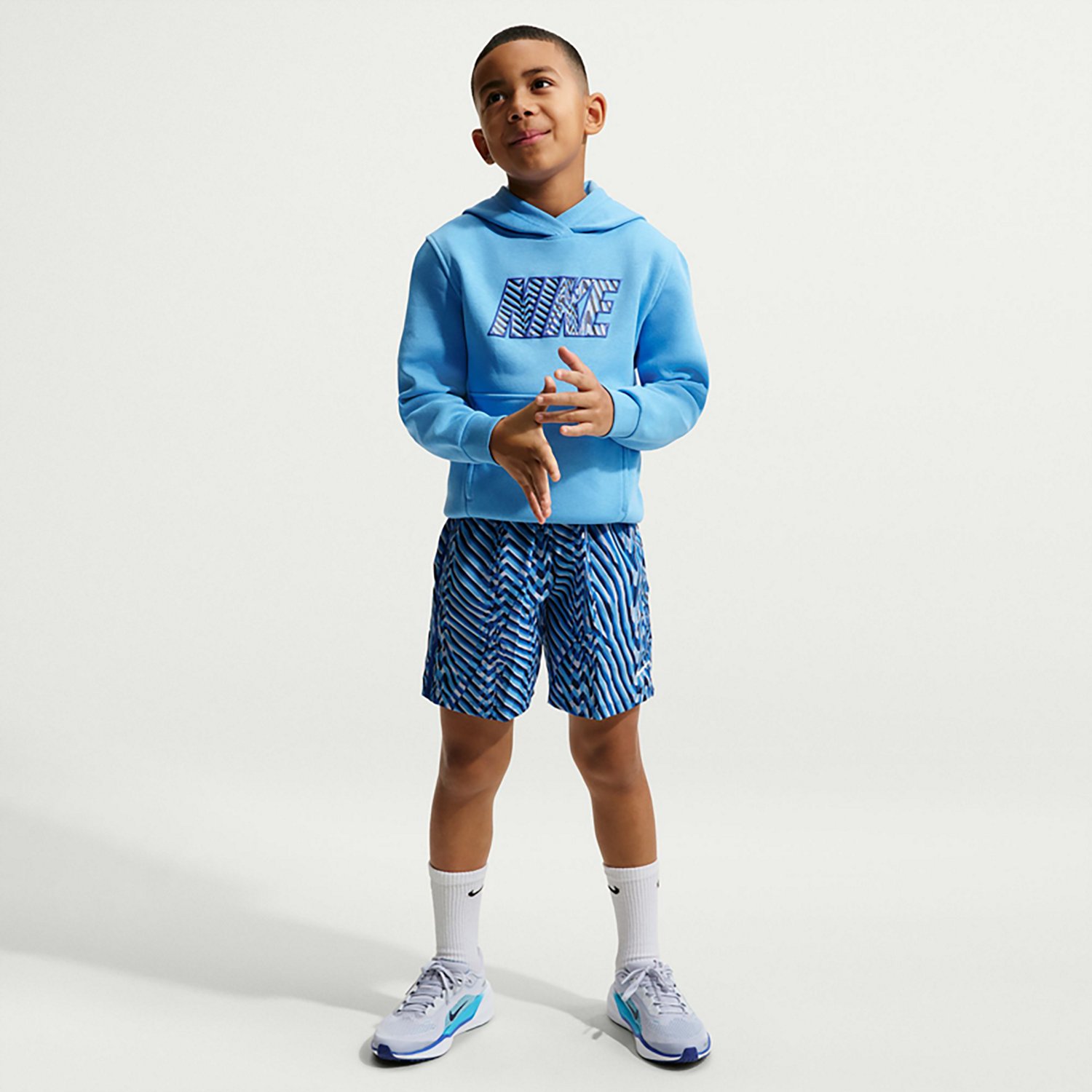 Nike Boys' Dri-FIT Bold Multi Woven Shorts 7 in. - view number 3