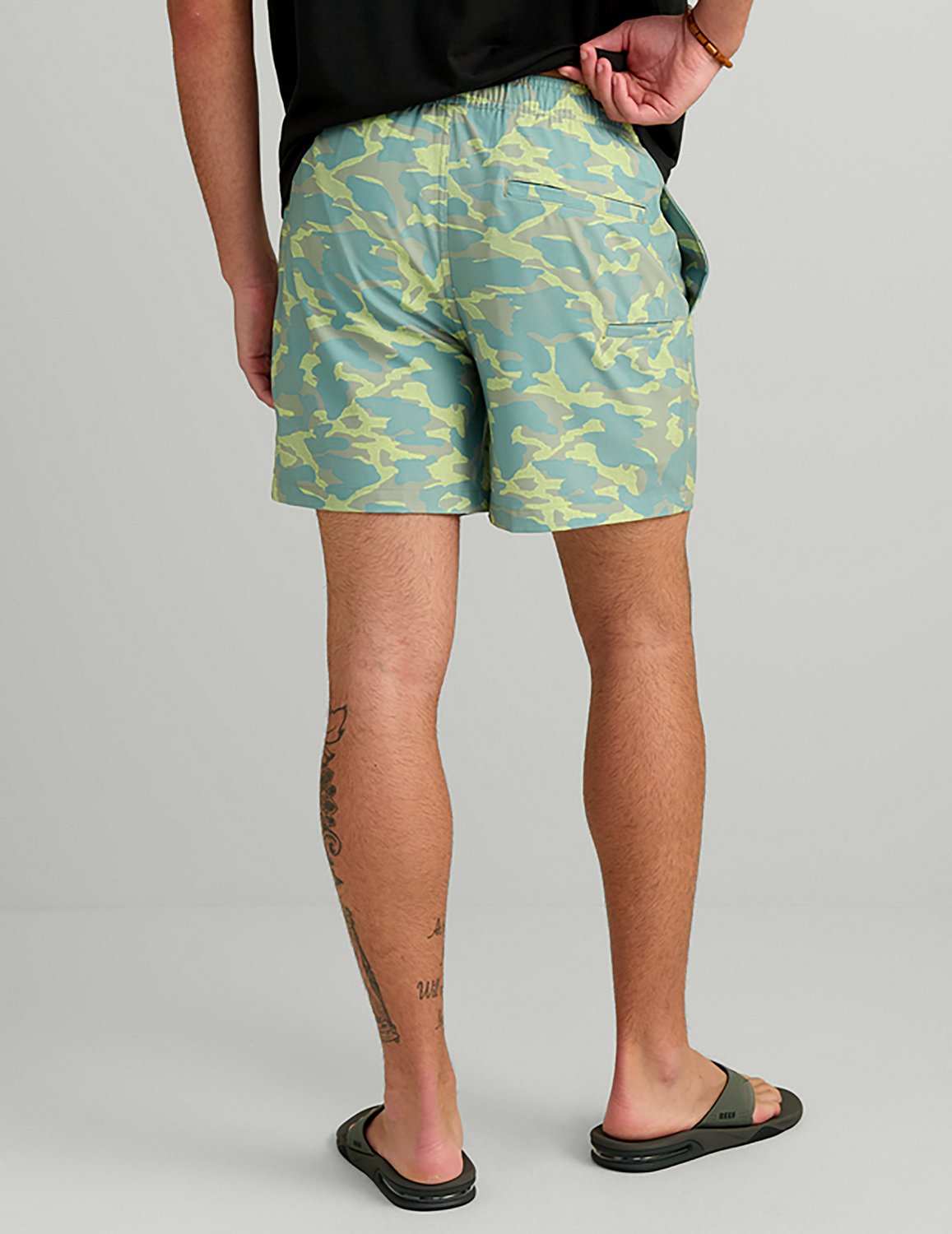 Huk Men's Pursuit Printed Volley Swim Shorts - view number 5