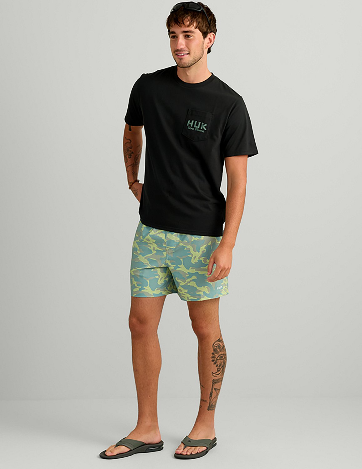 Huk Men's Pursuit Printed Volley Swim Shorts - view number 6