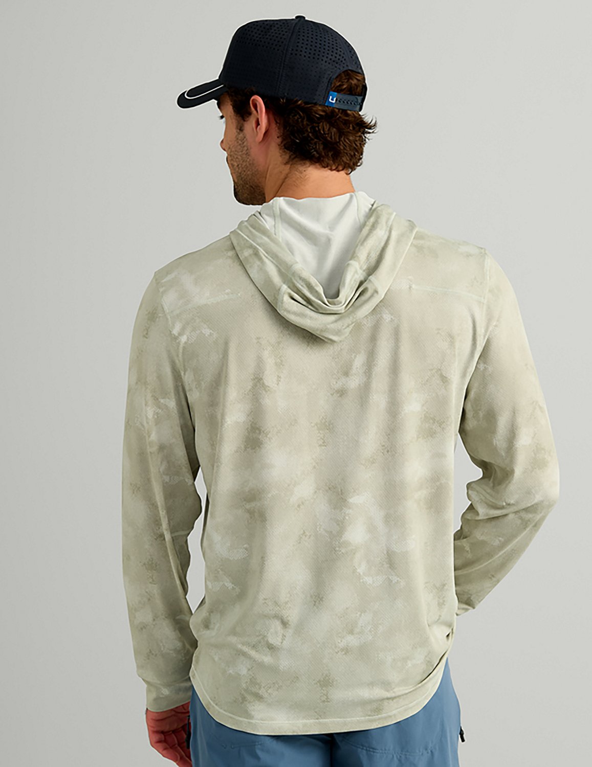 Huk Men's Watershed Printed Hooded Long Sleeve Shirt - view number 2