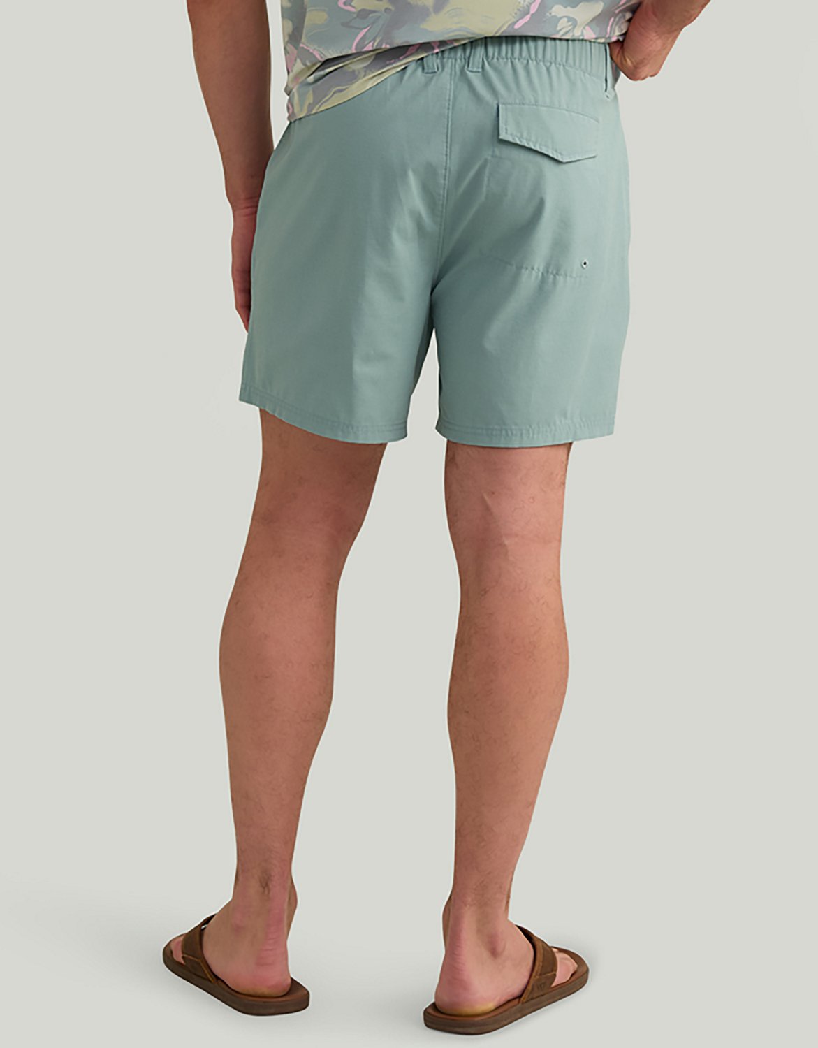 Huk Men's Shoreside Solid Shorts 6 in - view number 4