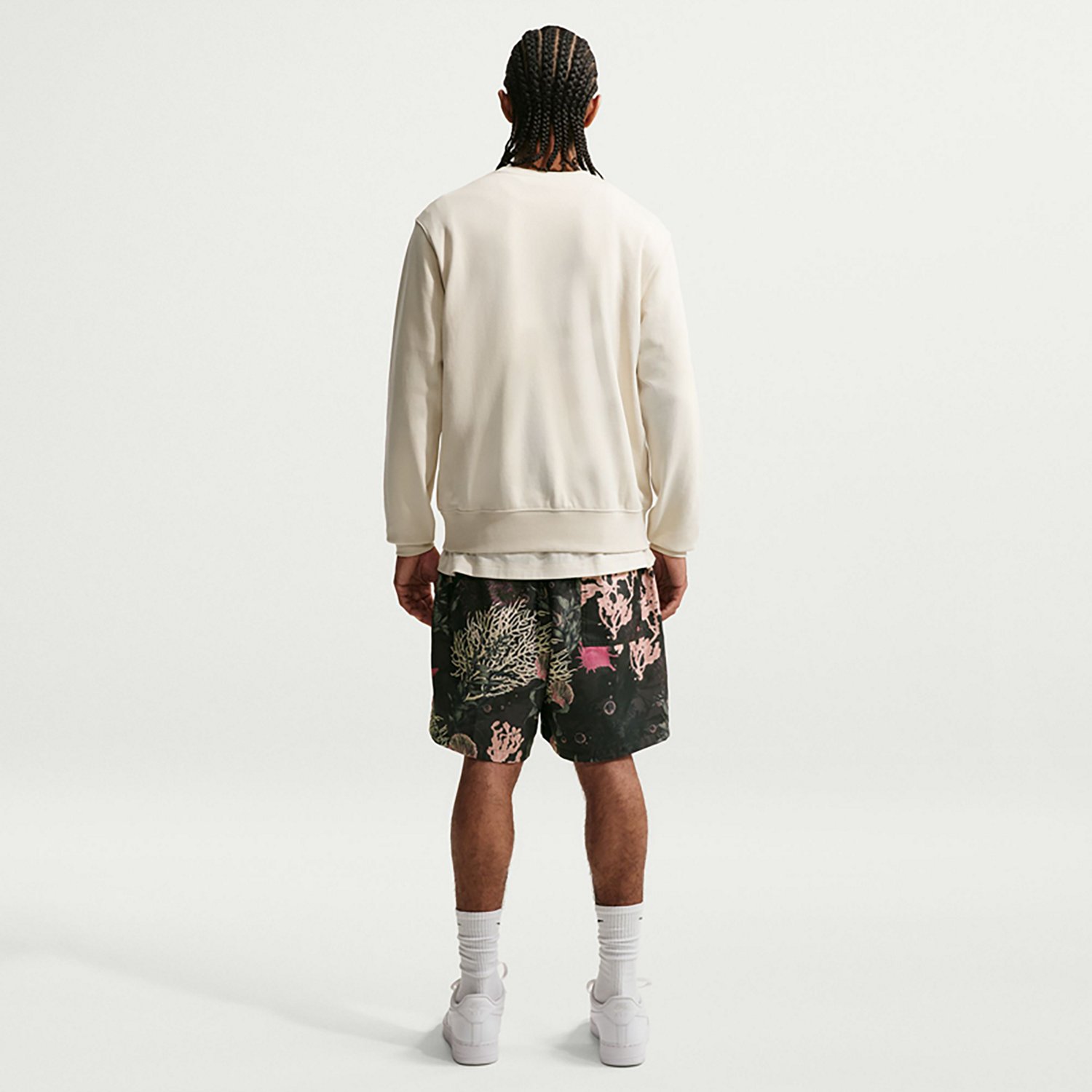 Nike Men's Sportswear Club Flow Shorts 6 in - view number 5