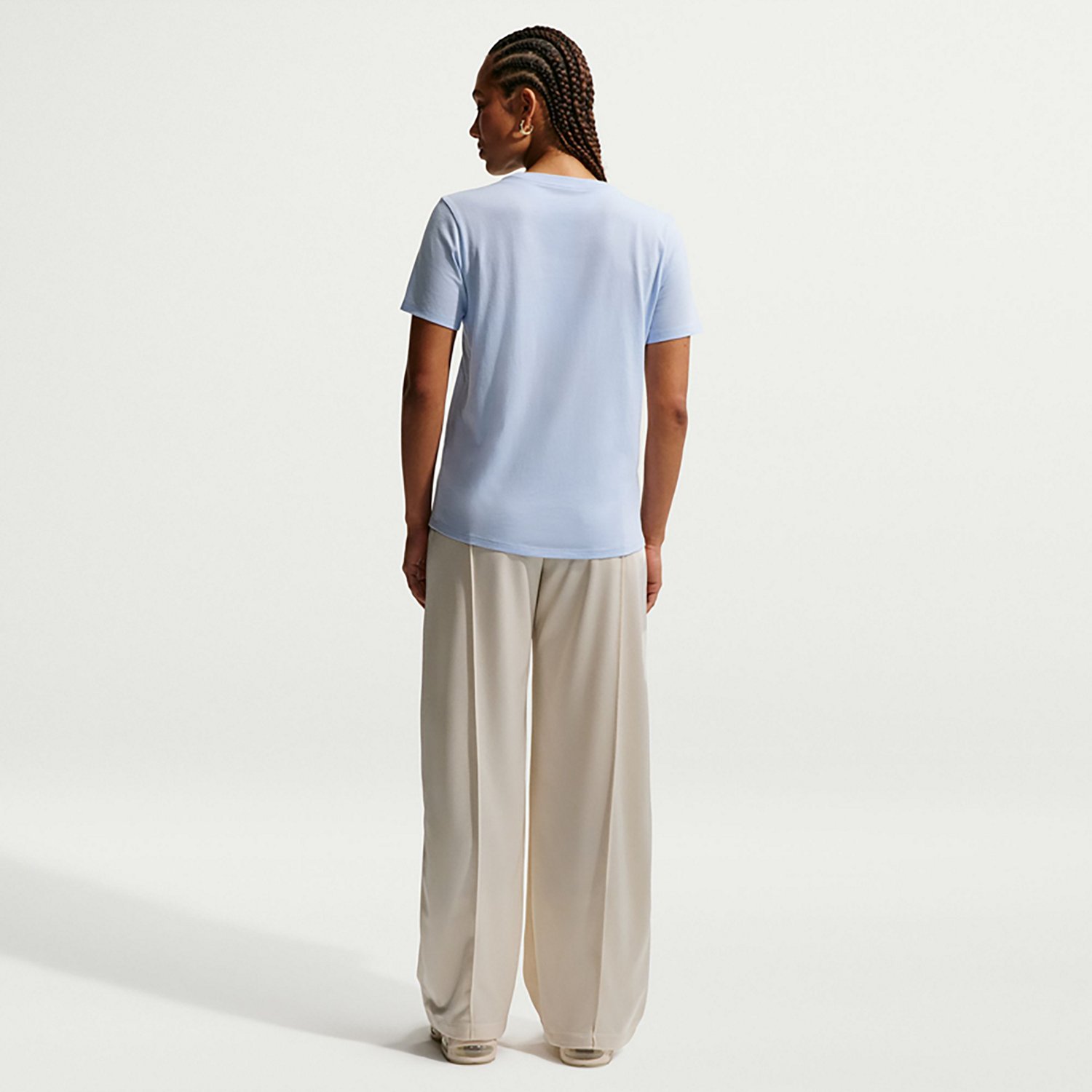 Nike Women's Sportswear Club T-shirt - view number 5