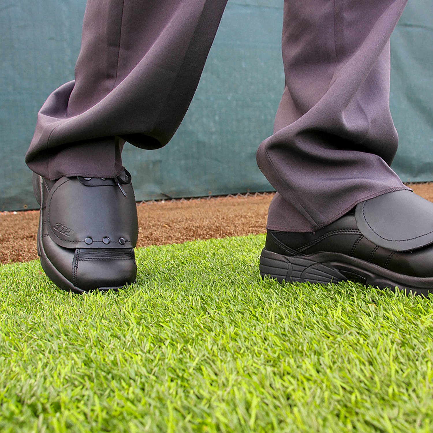 3N2 Men's Reaction Lo Umpire Shoes - view number 7