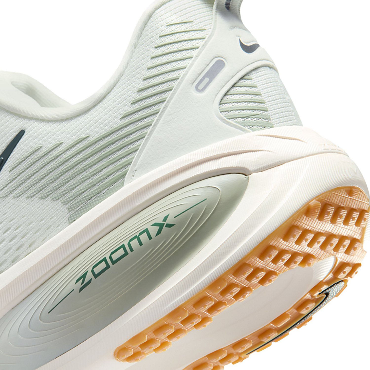 Nike Men's Vomero 18 Running Shoes - view number 8