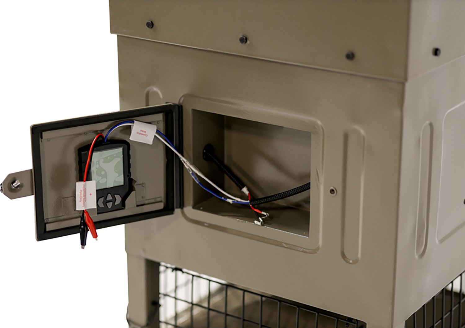 Boss Buck Stand & Fill Sled Feeder with Diverter Plate & Solar Panel - view number 5