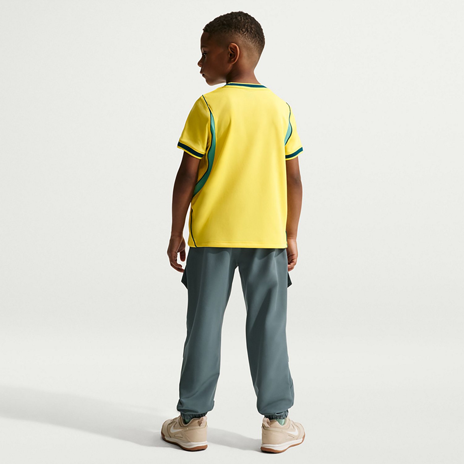 Nike Youth Brazil 2026 World Cup Stadium Home Jersey - view number 3