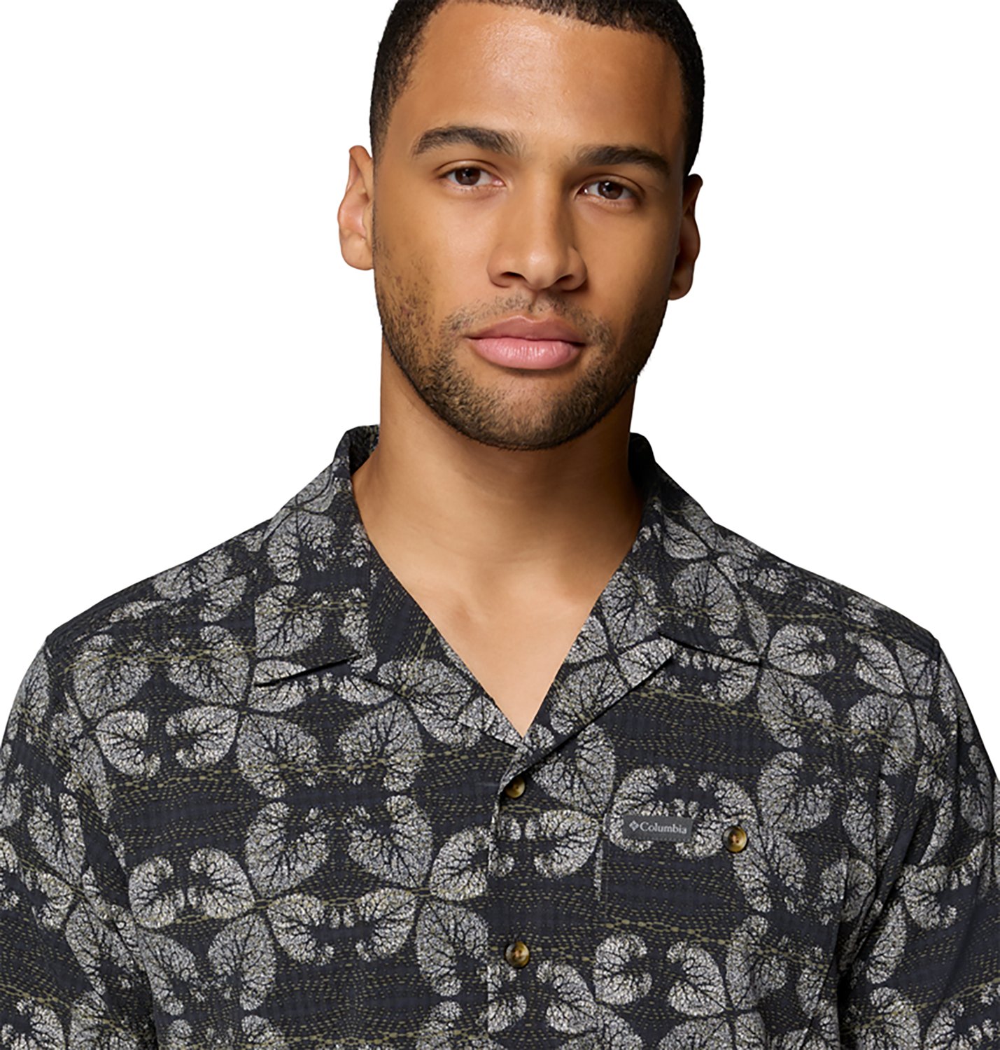 Columbia Sportswear Men's Utilizer Print Camp Short Sleeve Shirt - view number 4
