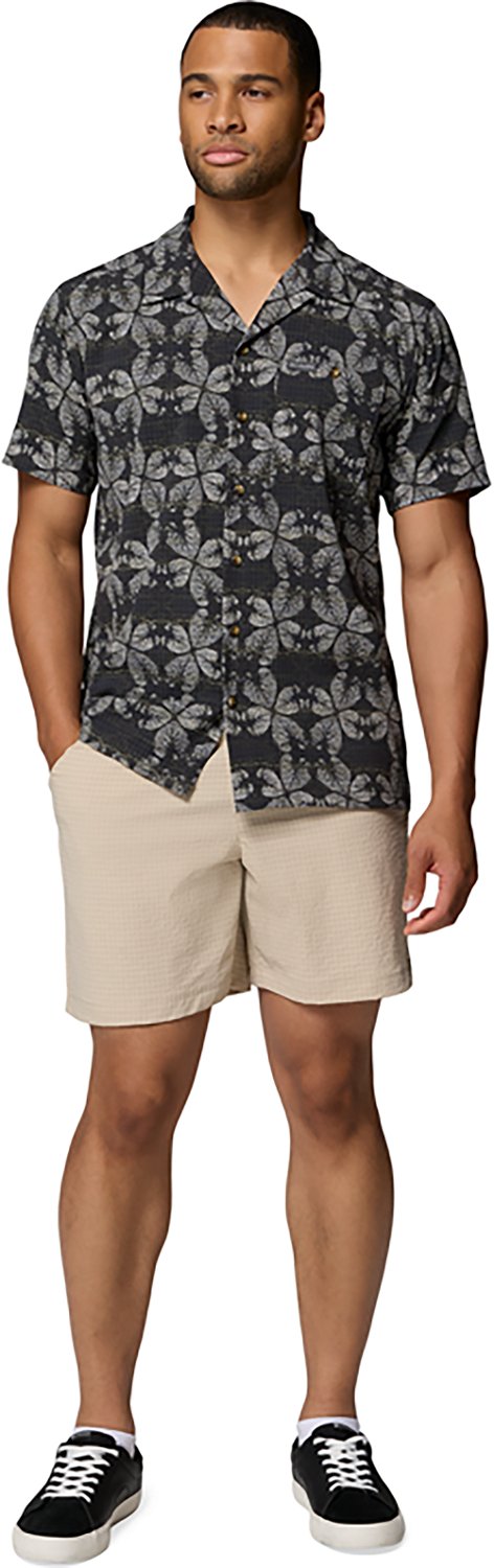 Columbia Sportswear Men's Utilizer Print Camp Short Sleeve Shirt - view number 6