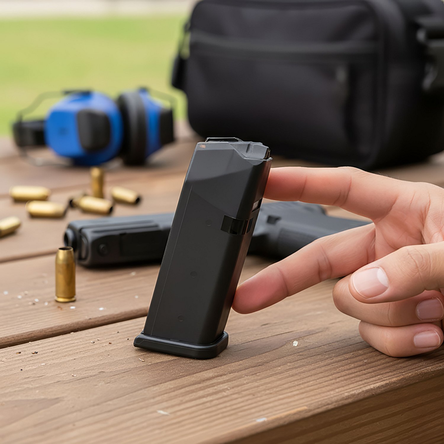 GLOCK G23 .40 S&W 13-Round Magazine - view number 3