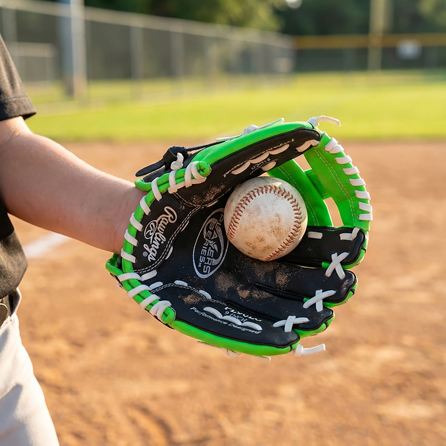Rawlings Youth Player Basket Web 9 in Pitcher/Infield Glove Left-handed with Ball                                                - view number 5