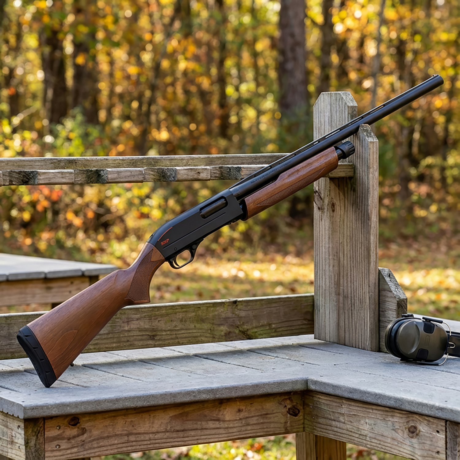 Winchester Super-X Pump Field 12 Gauge Pump-Action Shotgun - view number 3