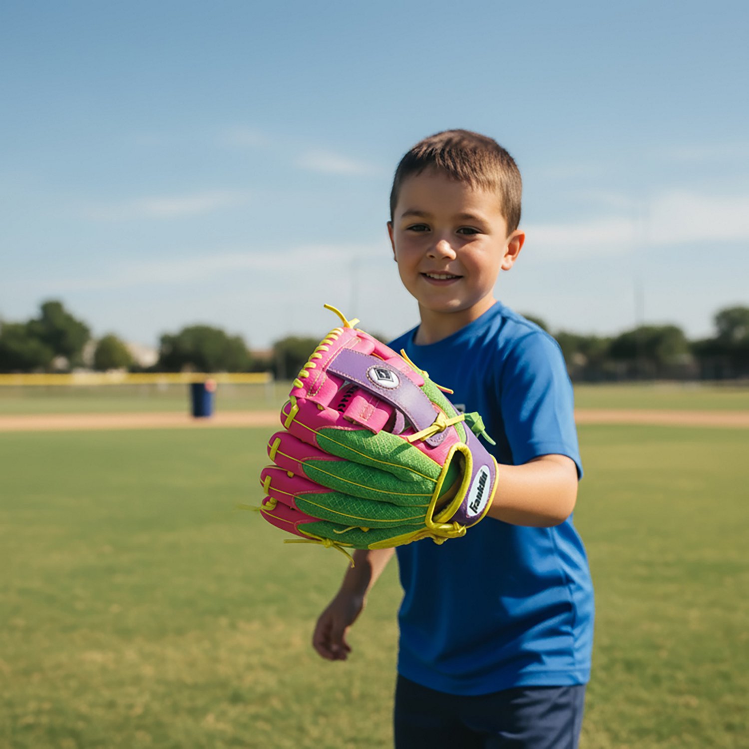 Franklin Youth Meshtek 9.5" T-ball Glove with Ball - view number 4