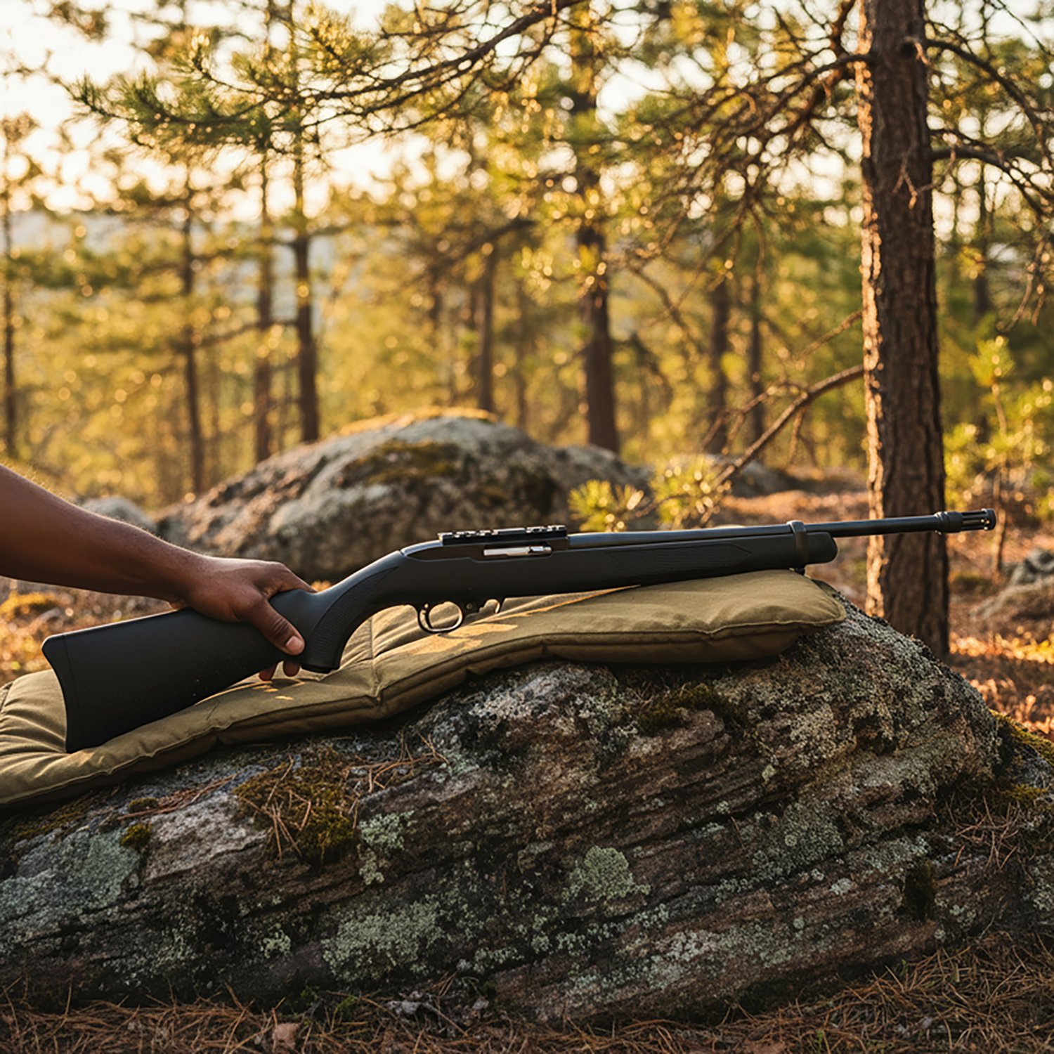 Ruger 10/22 .22 LR Semiautomatic Rifle - view number 2